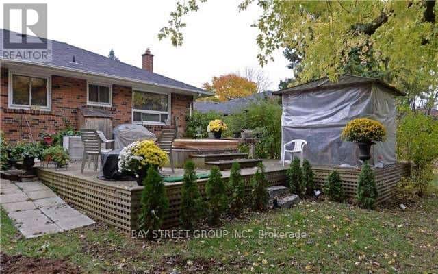 14 HONEYBOURNE CRESCENT — Markham (Bullock), Ontario - Photo 3 of 3