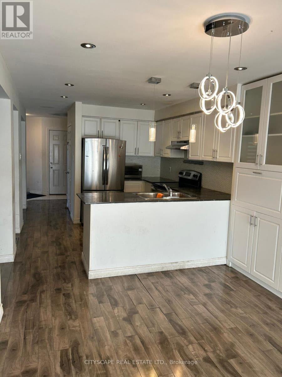 11 TRAMMELL LANE — Brampton (Fletcher's West), Ontario - Main photo