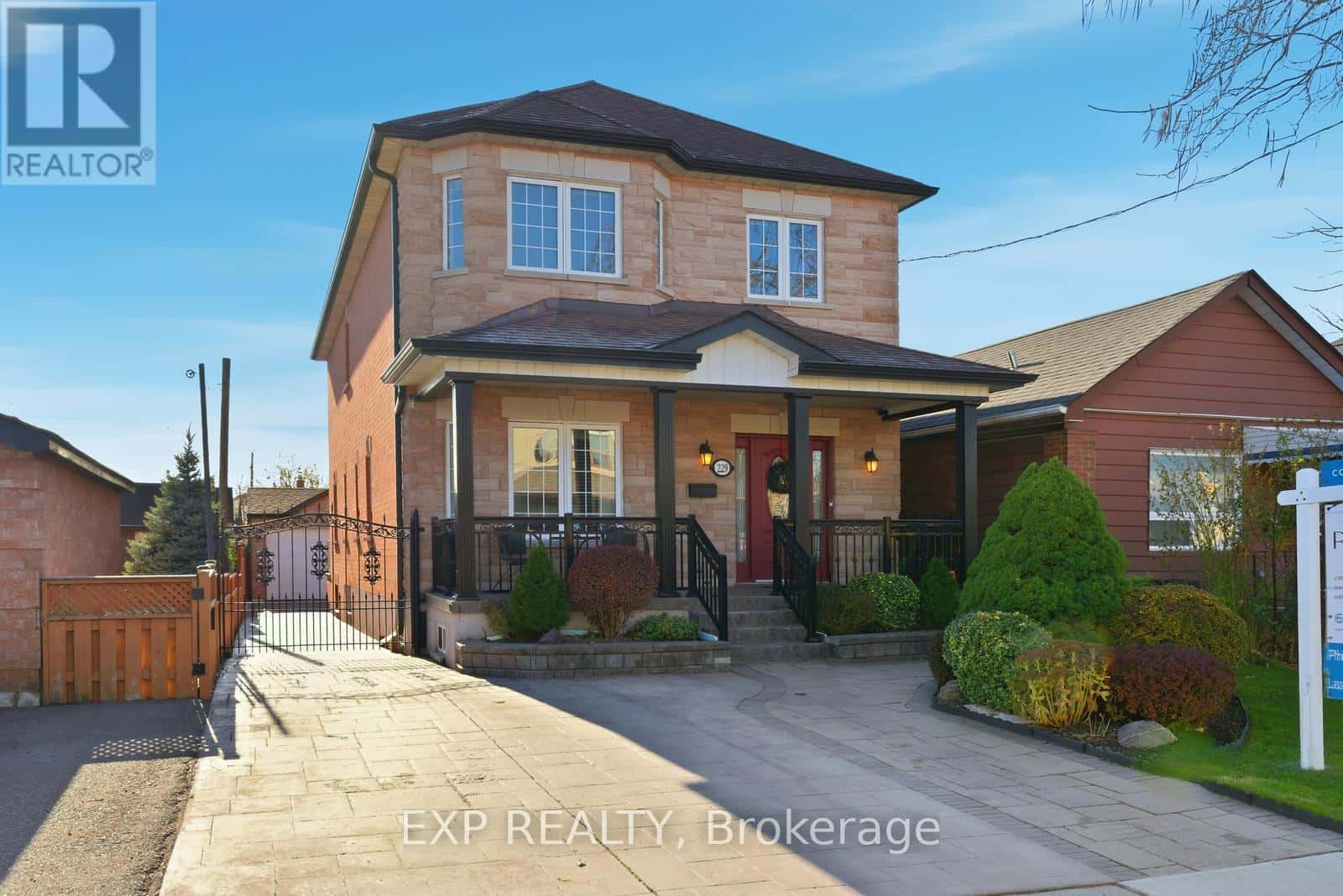229 DUNRAVEN DRIVE — Toronto (Keelesdale-Eglinton West), Ontario - Photo 2 of 29