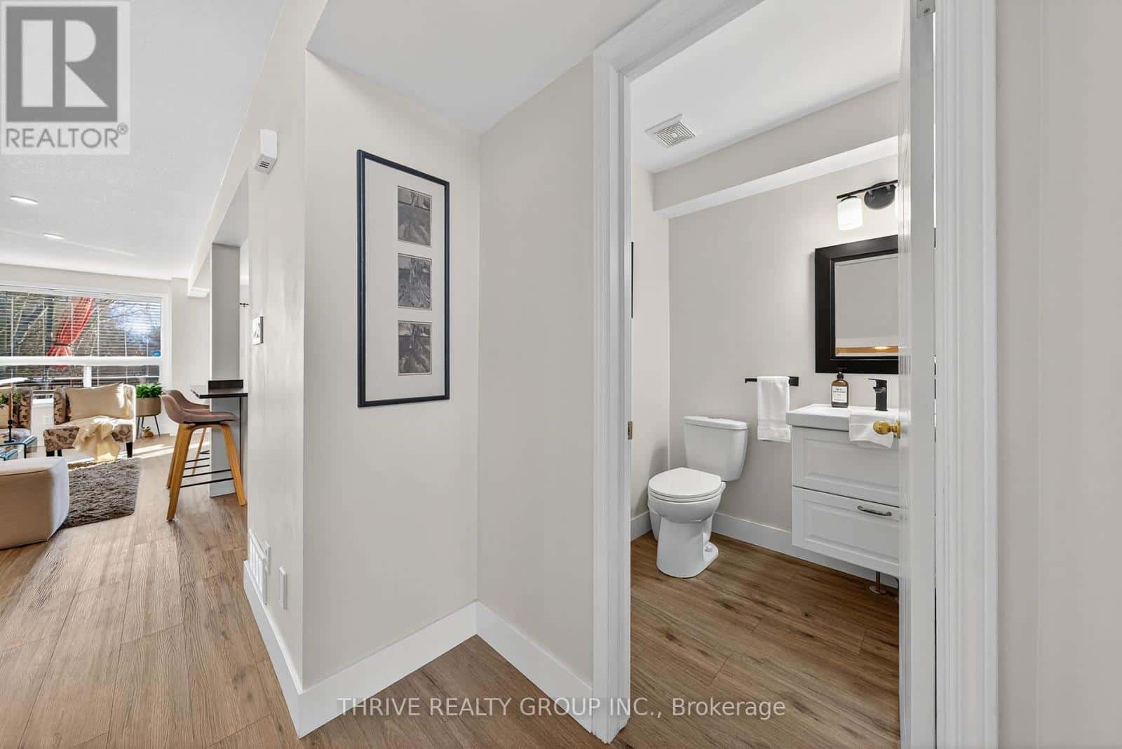 773 SILVERSMITH STREET — London North (North P), Ontario - Photo 5 of 45