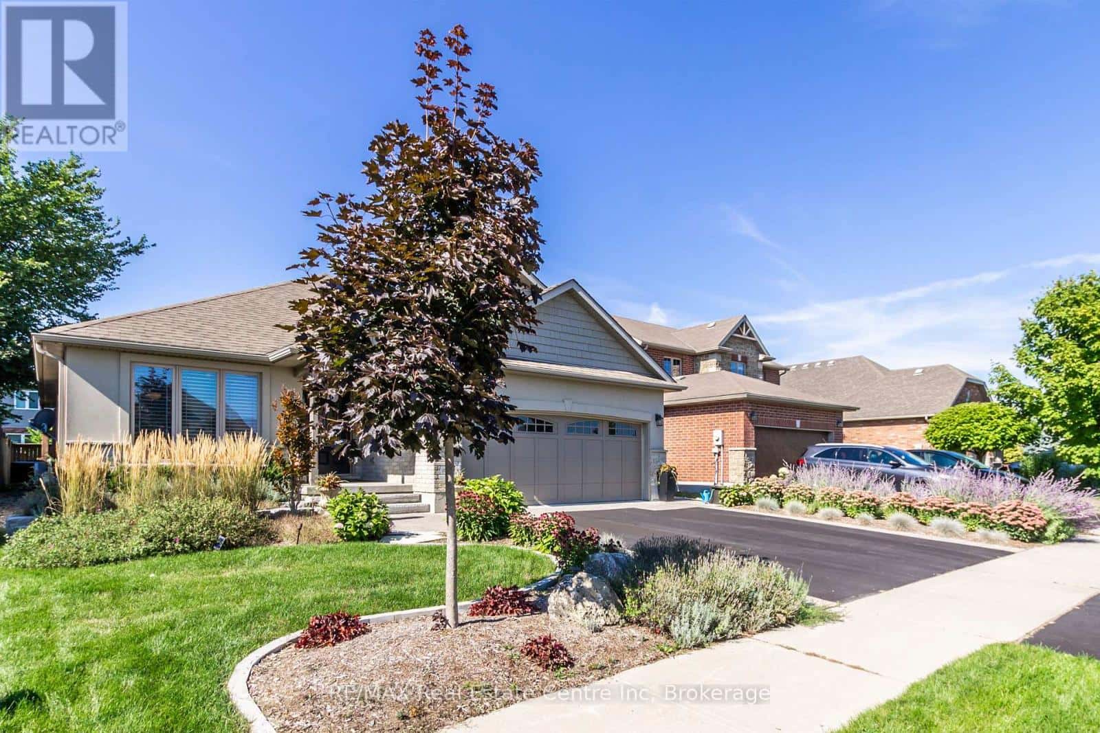 70 MCGOWAN STREET — Centre Wellington (Elora/Salem), Ontario - Photo 2 of 39