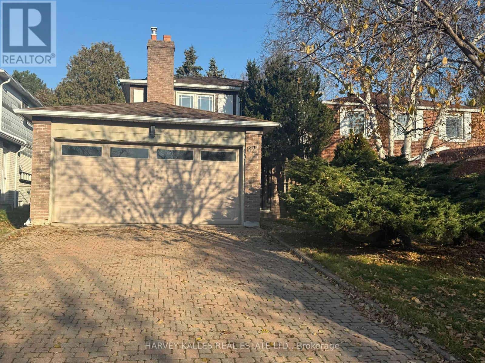 62 DERSINGHAM CRESCENT — Markham (German Mills), Ontario - Photo 2 of 15