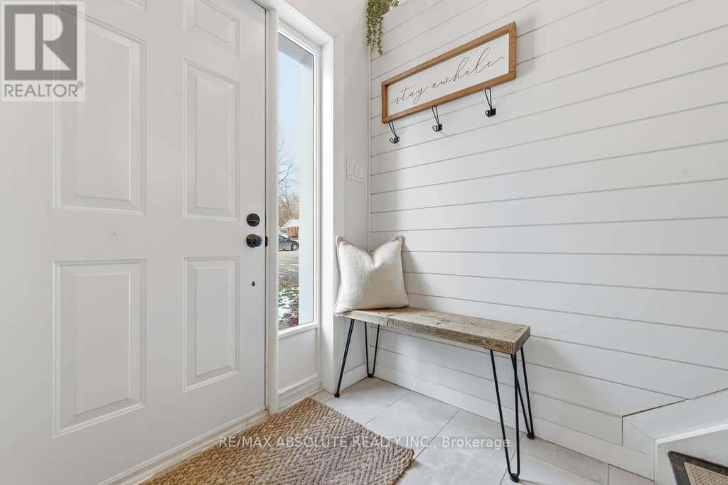 188 MILTON STEWART AVENUE — McNab/Braeside, Ontario - Photo 4 of 42