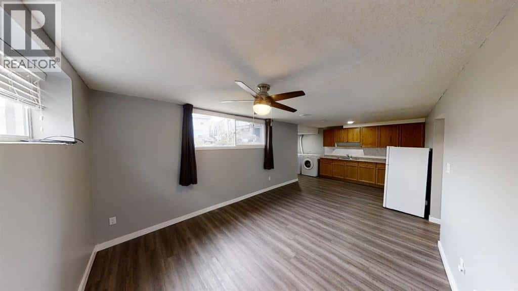 B, 9831 100A Avenue — Sexsmith, Alberta - Photo 4 of 10