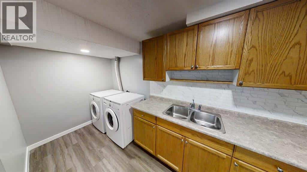 B, 9831 100A Avenue — Sexsmith, Alberta - Photo 5 of 10