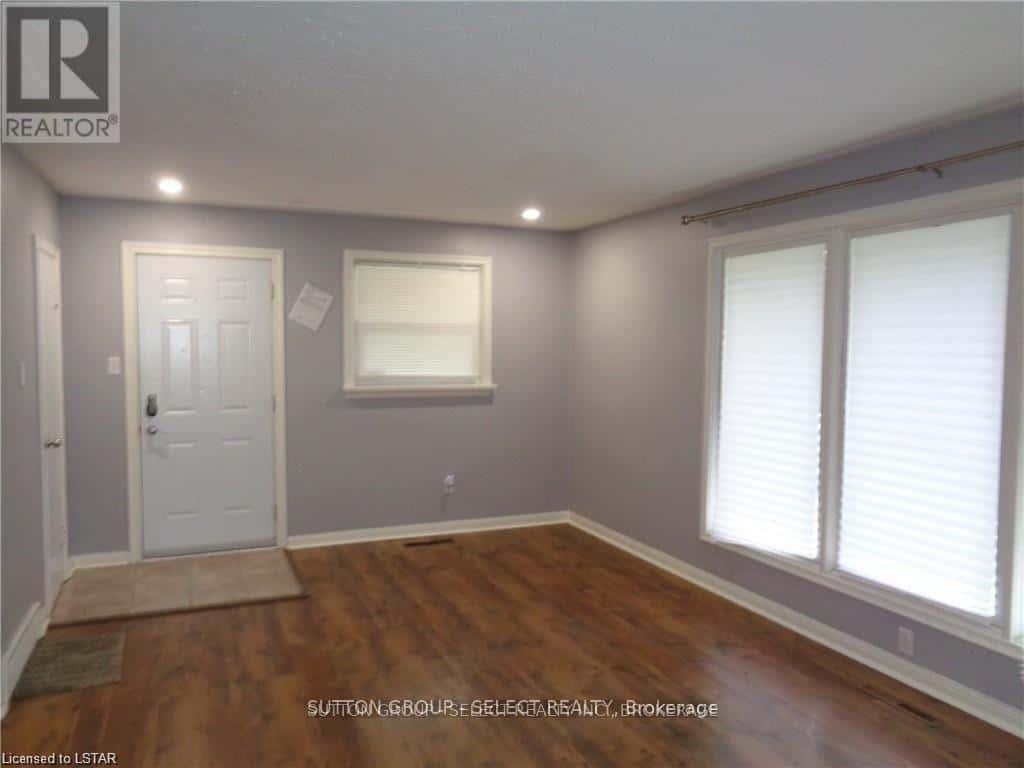 UPPER - 83 BRITANNIA AVENUE — London North (North N), Ontario - Photo 3 of 11