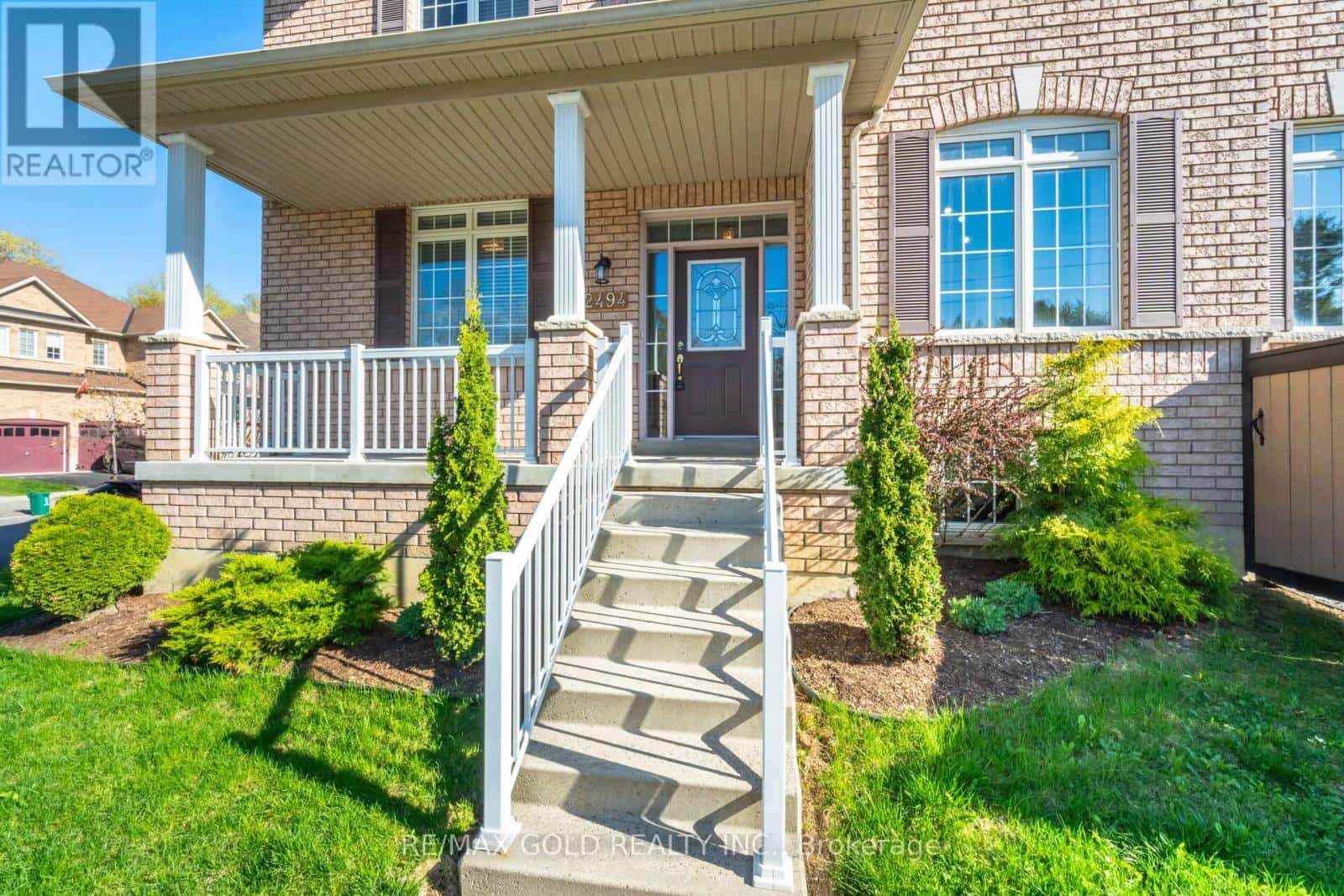 2494 EARL GREY AVENUE — Pickering (Duffin Heights), Ontario - Photo 4 of 41