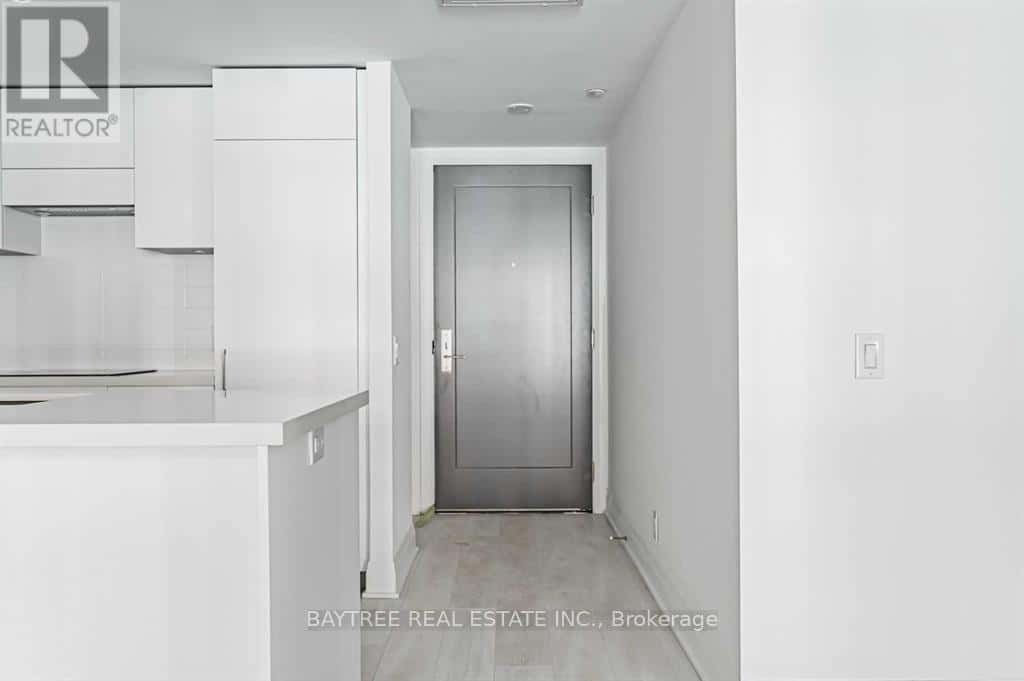 334 - 33 FREDERICK TODD WAY — Toronto (Thorncliffe Park), Ontario - Photo 4 of 16