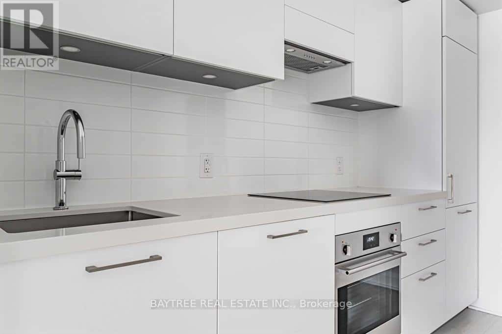 414 - 33 FREDERICK TODD WAY — Toronto (Thorncliffe Park), Ontario - Photo 5 of 20