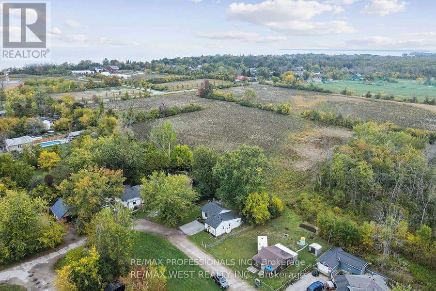14 PATTY LANE — Georgina (Historic Lakeshore Communities), Ontario - Photo 5 of 16