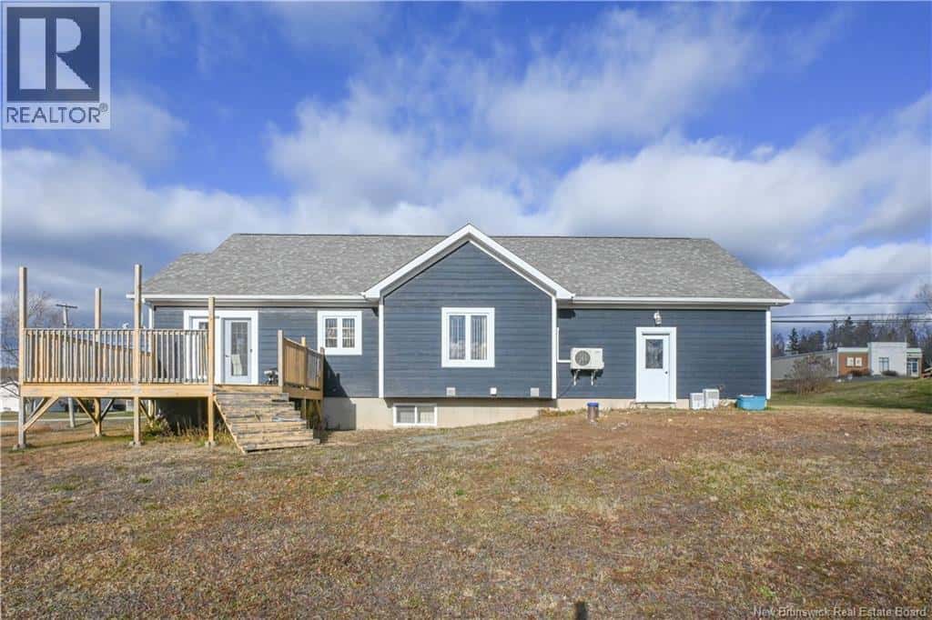 1350 rue des Fondateurs Street — Paquetville, New Brunswick - Photo 5 of 33