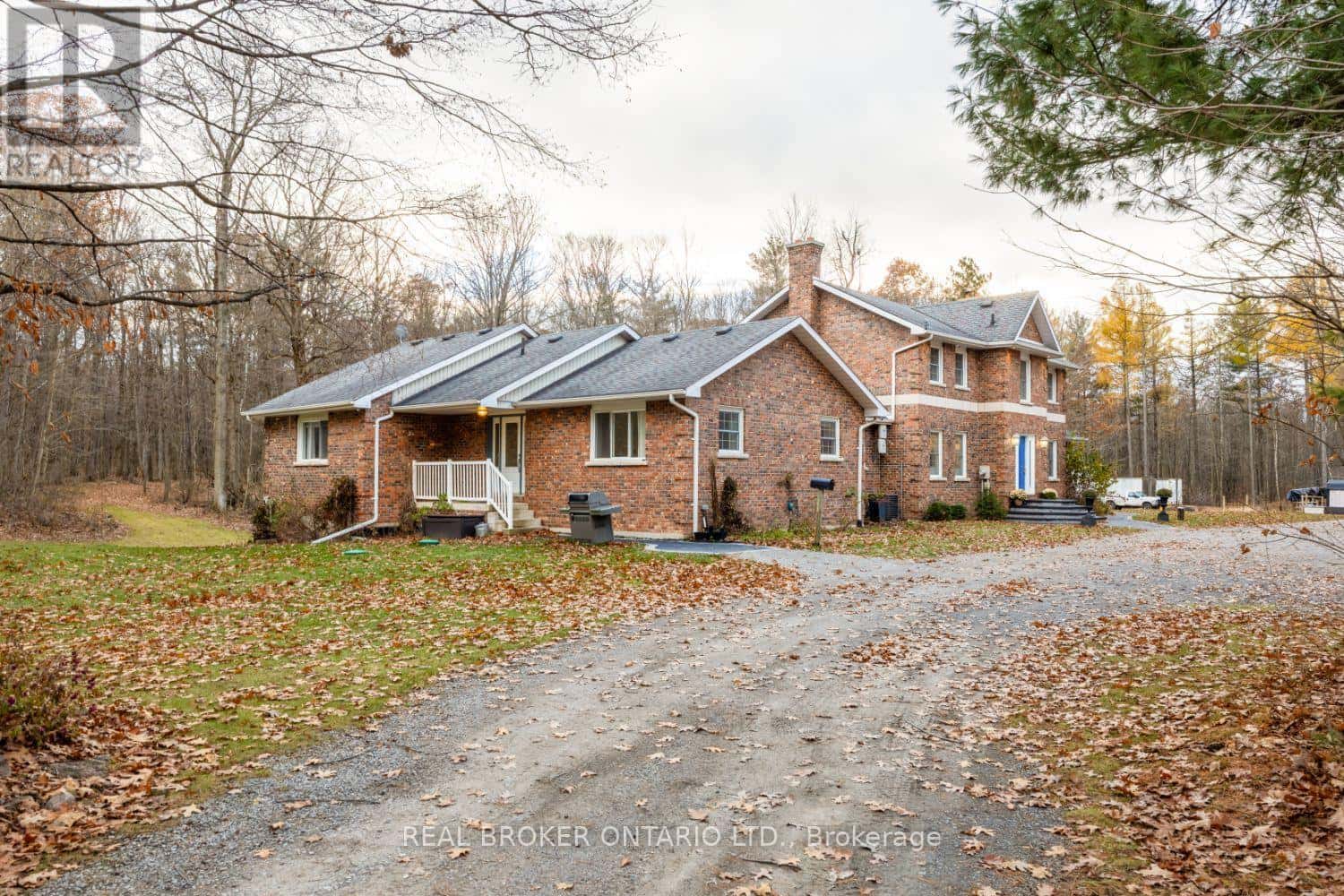 398 SANDY HOOK ROAD — Kawartha Lakes (Manvers), Ontario - Photo 4 of 50