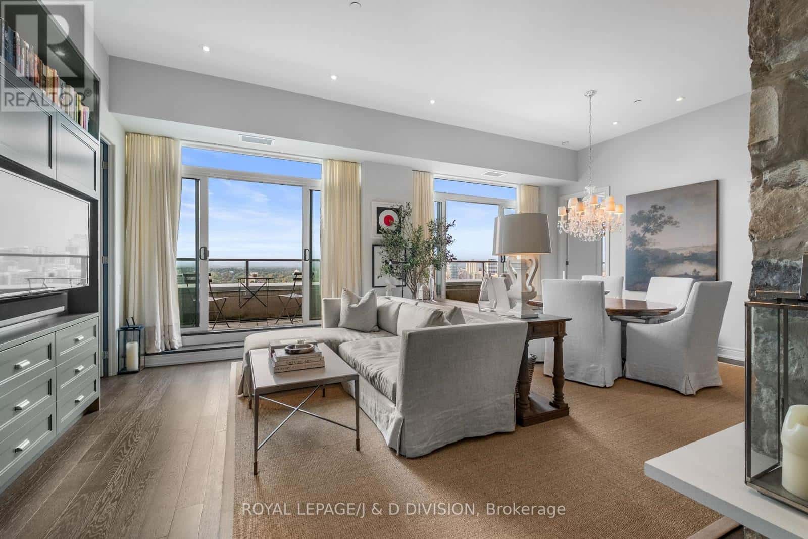 111 St Clair Avenue West 1908