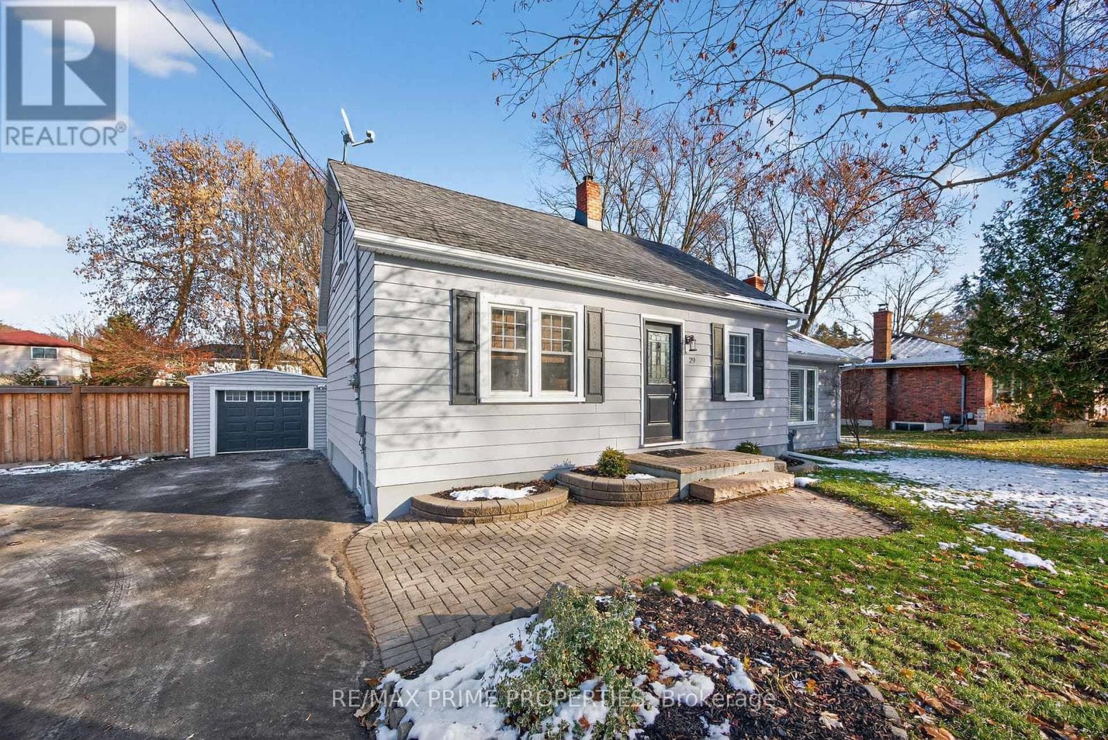 29 VICTORY DRIVE — East Gwillimbury (Mt Albert), Ontario - Main photo