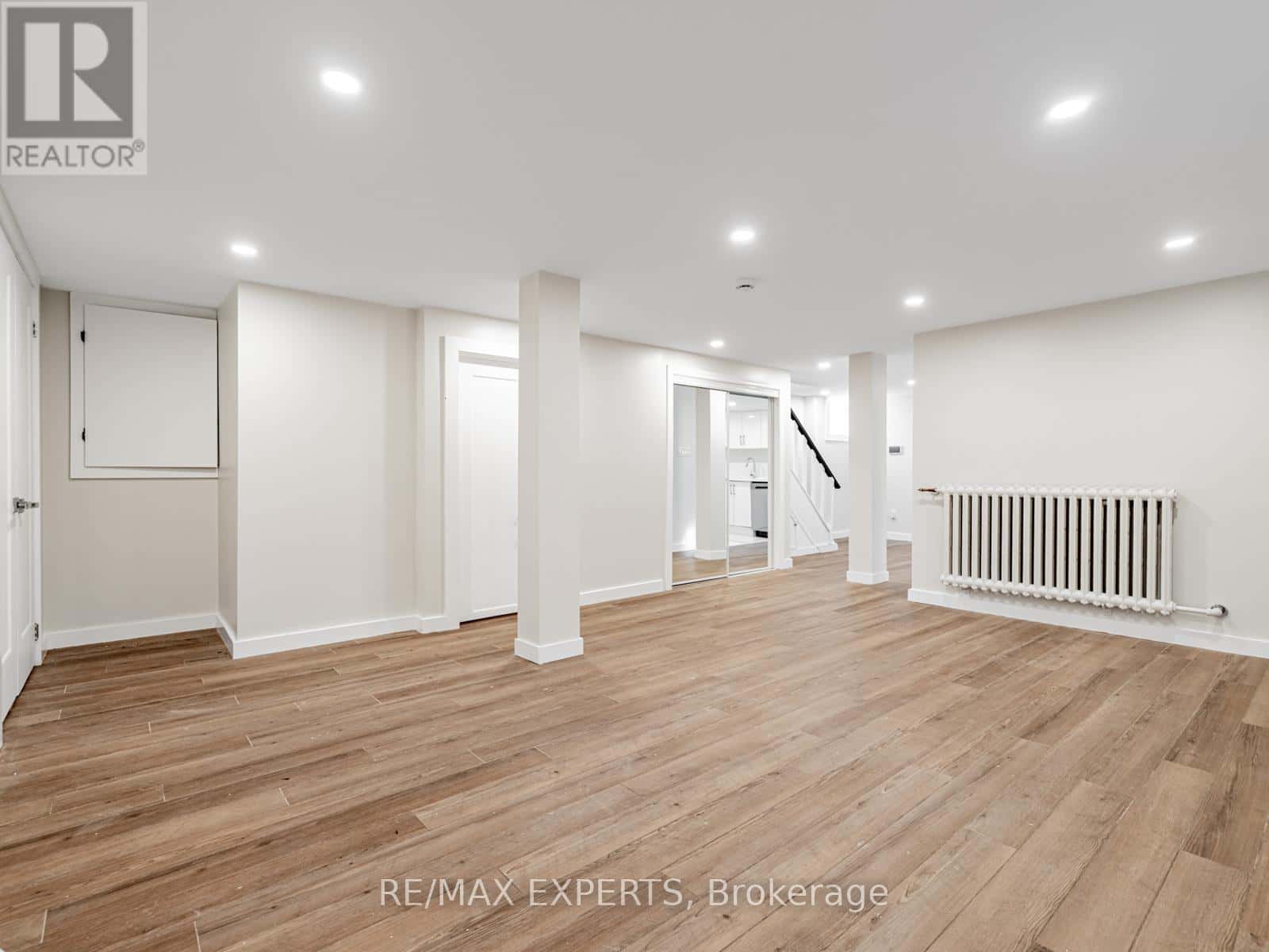 BSMT - 2103 AVENUE ROAD — Toronto (Bedford Park-Nortown), Ontario - Photo 5 of 26