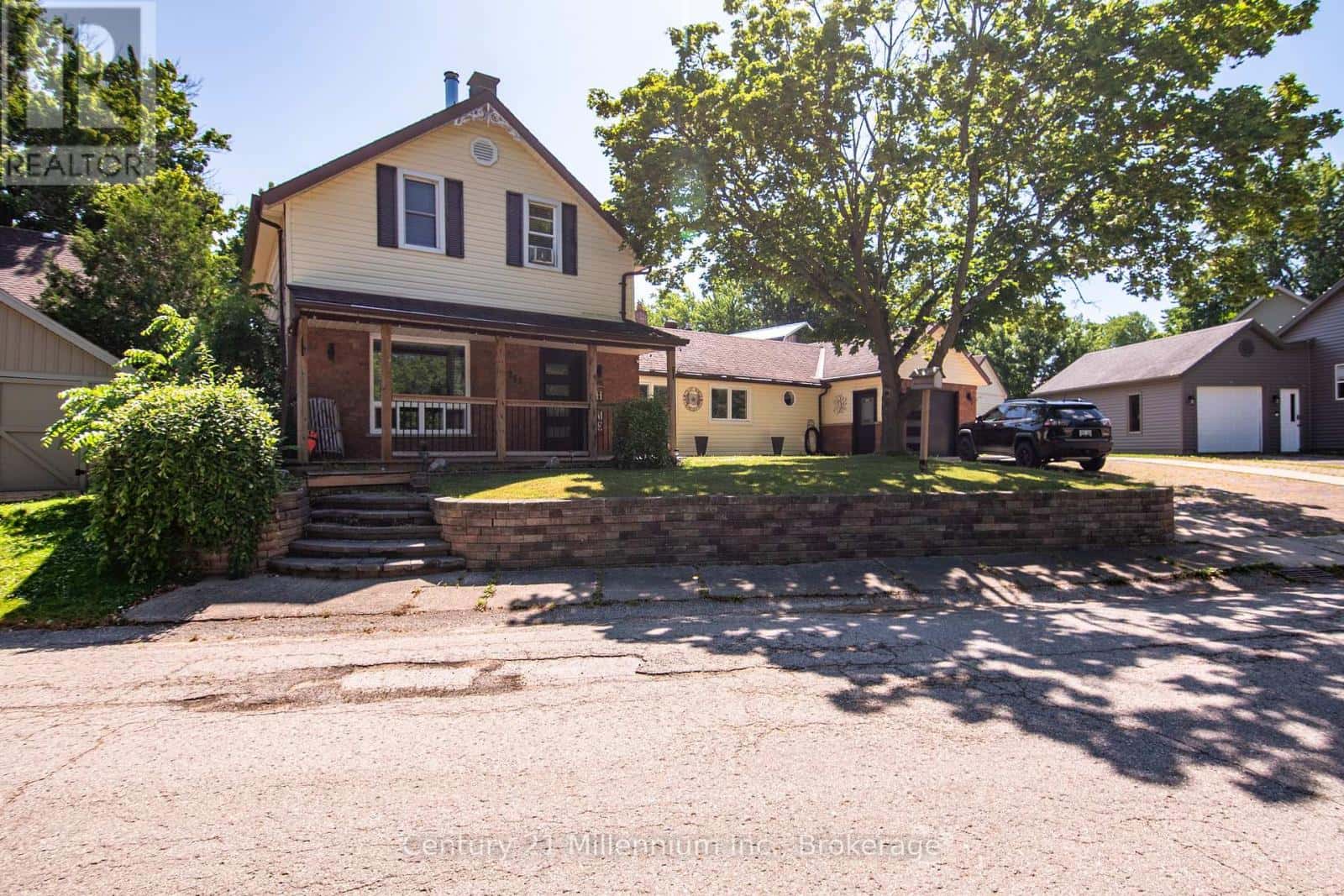 267 MILL DRIVE — Arran-Elderslie, Ontario - Photo 2 of 33