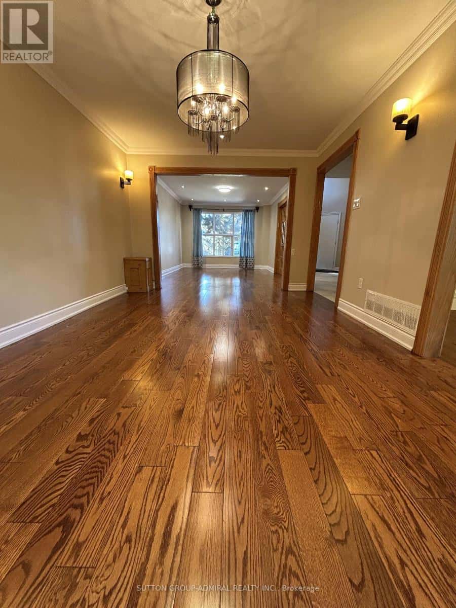 344 YORK HILL BOULEVARD — Vaughan (Crestwood-Springfarm-Yorkhill), Ontario - Photo 4 of 25