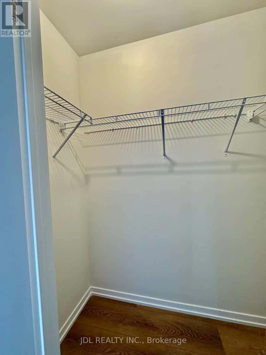 94 MATAWIN LANE — Richmond Hill (Headford Business Park), Ontario - Photo 3 of 22