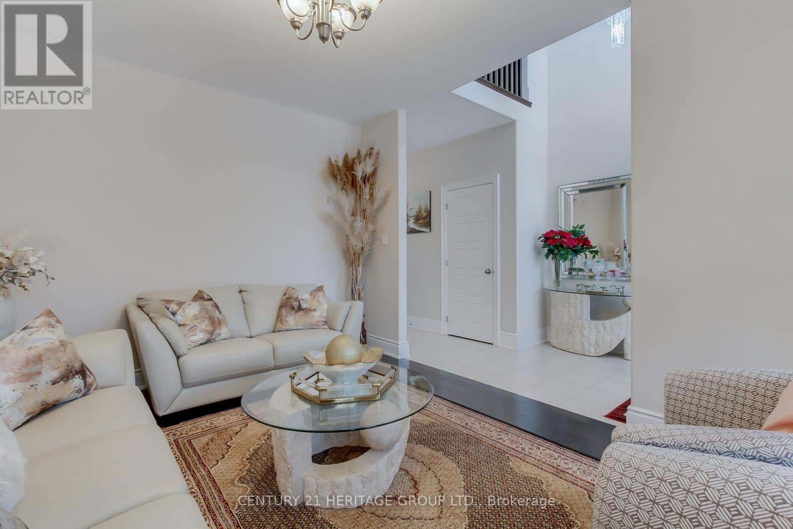 16 TIM JACOBS DRIVE — Georgina (Keswick South), Ontario - Photo 5 of 41