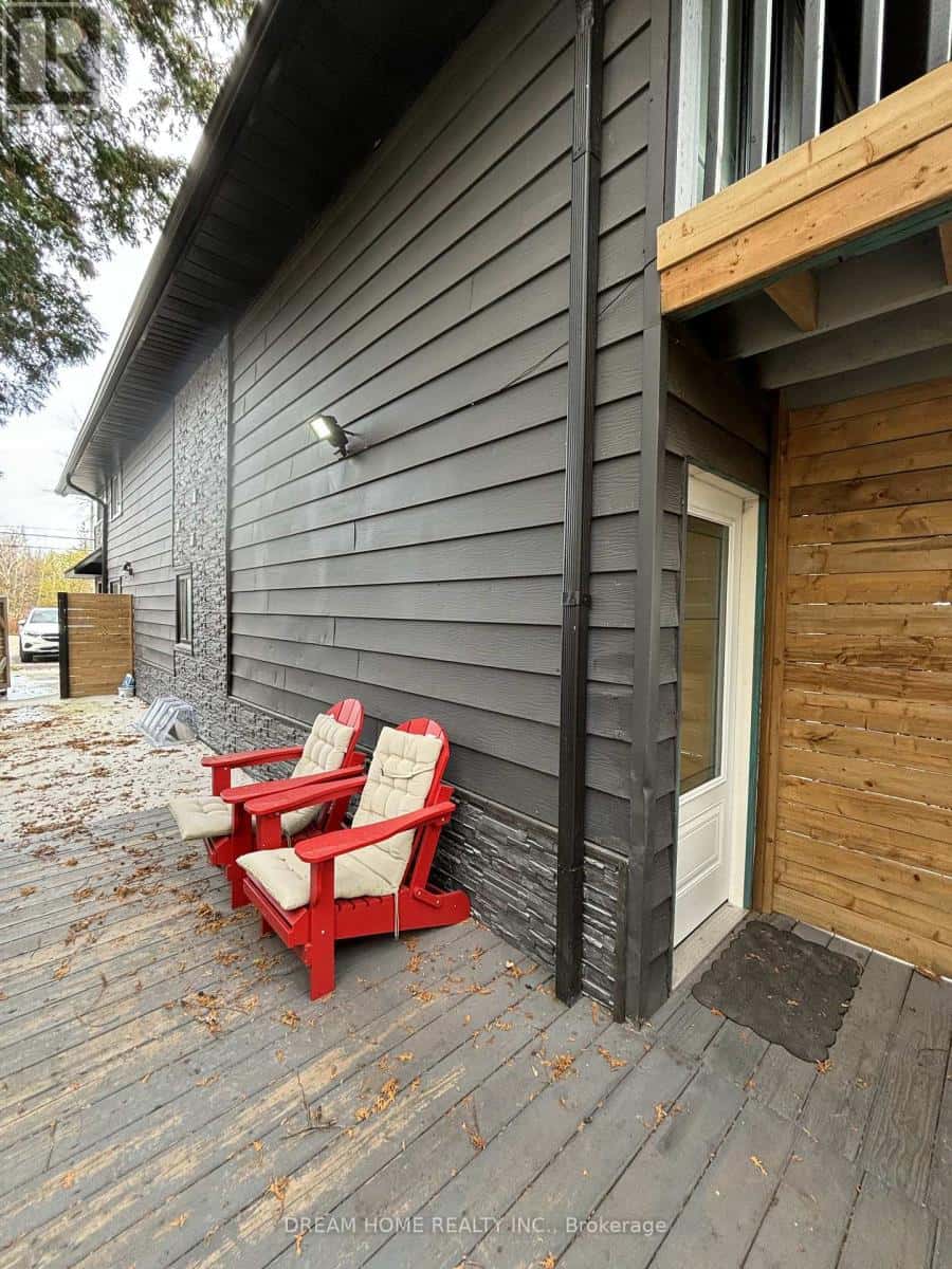 160 Olde Bayview Avenue Bsmt/2