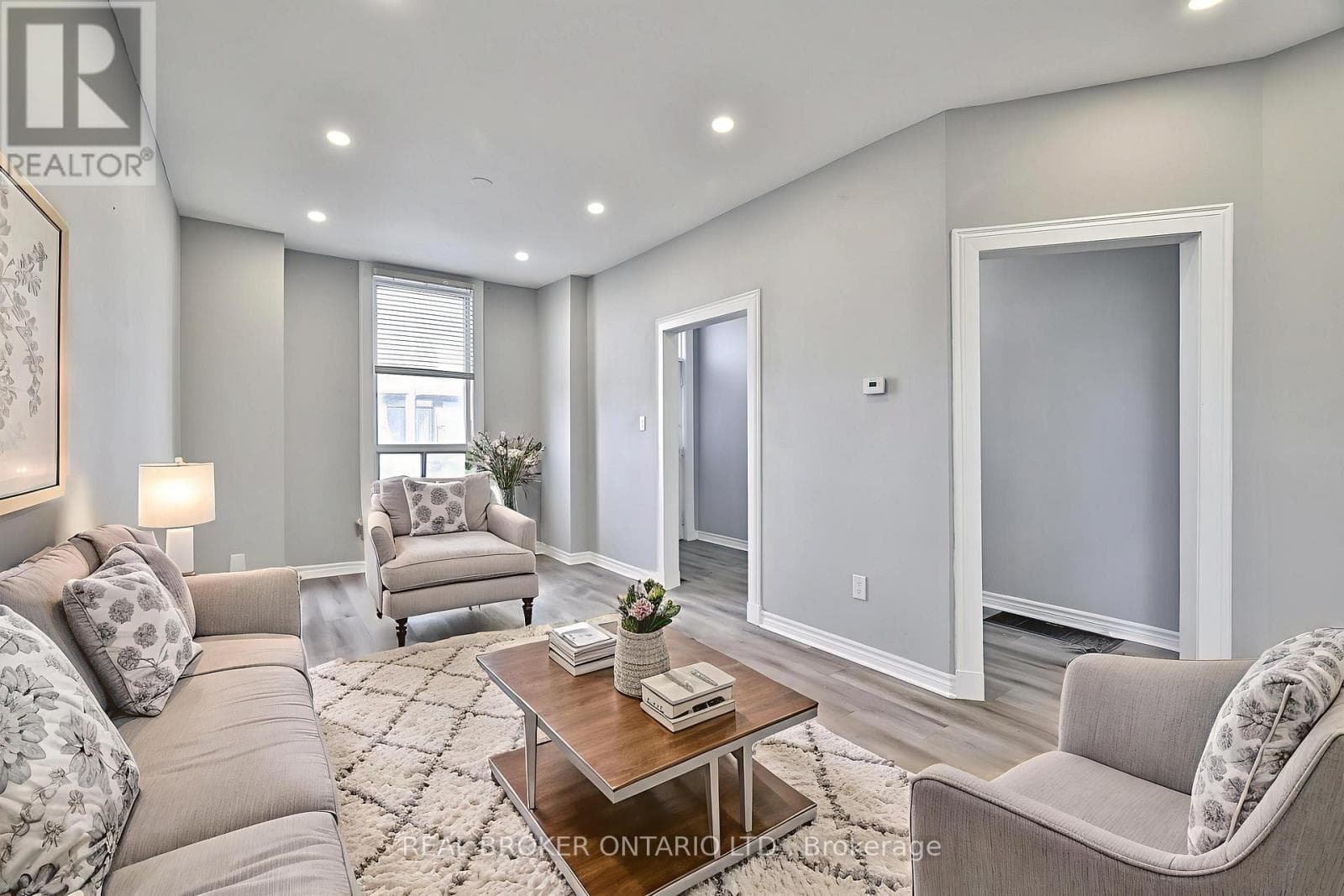 47 LINDNER STREET — Toronto (Weston-Pellam Park), Ontario - Main photo