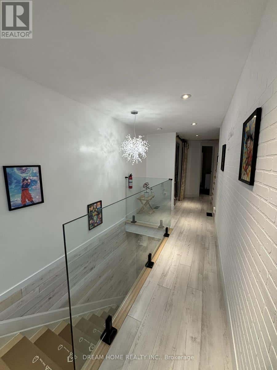 UPPER - 160 OLDE BAYVIEW AVENUE — Richmond Hill (Oak Ridges Lake Wilcox), Ontario - Photo 5 of 23