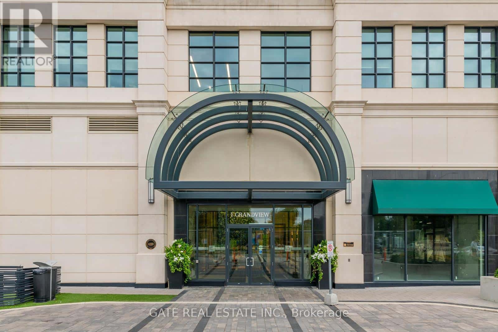 1 Grandview Avenue 511