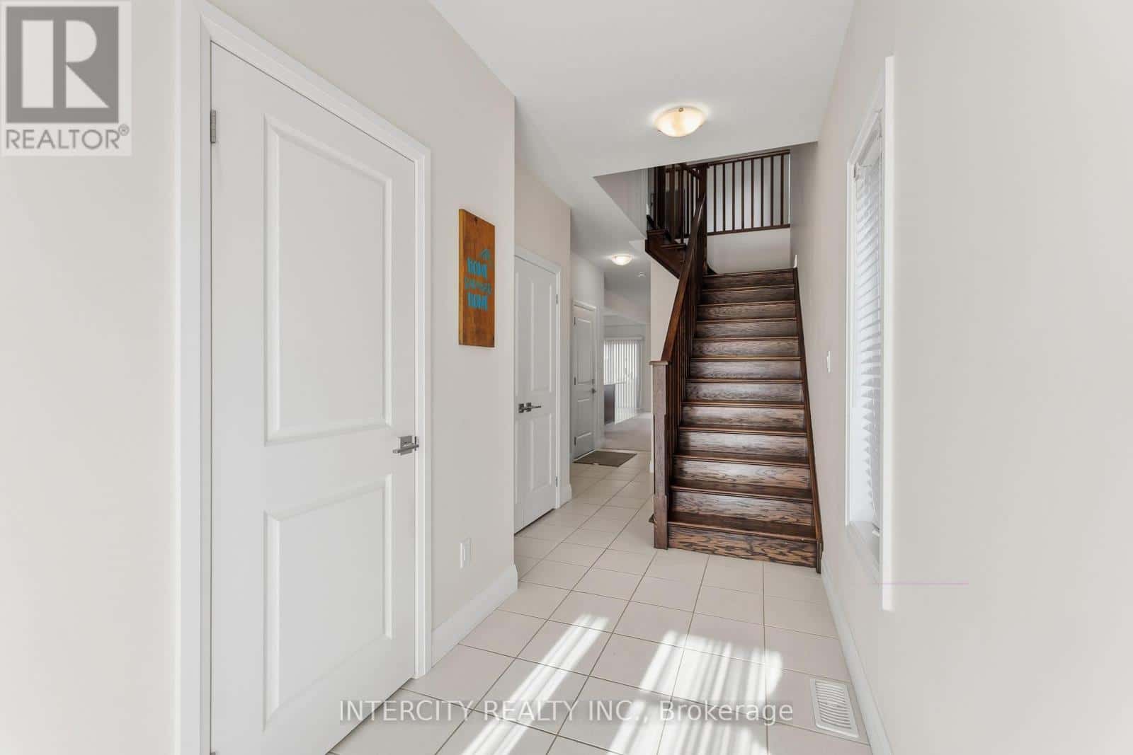 6679 CROPP STREET — Niagara Falls (Morrison), Ontario - Photo 5 of 33