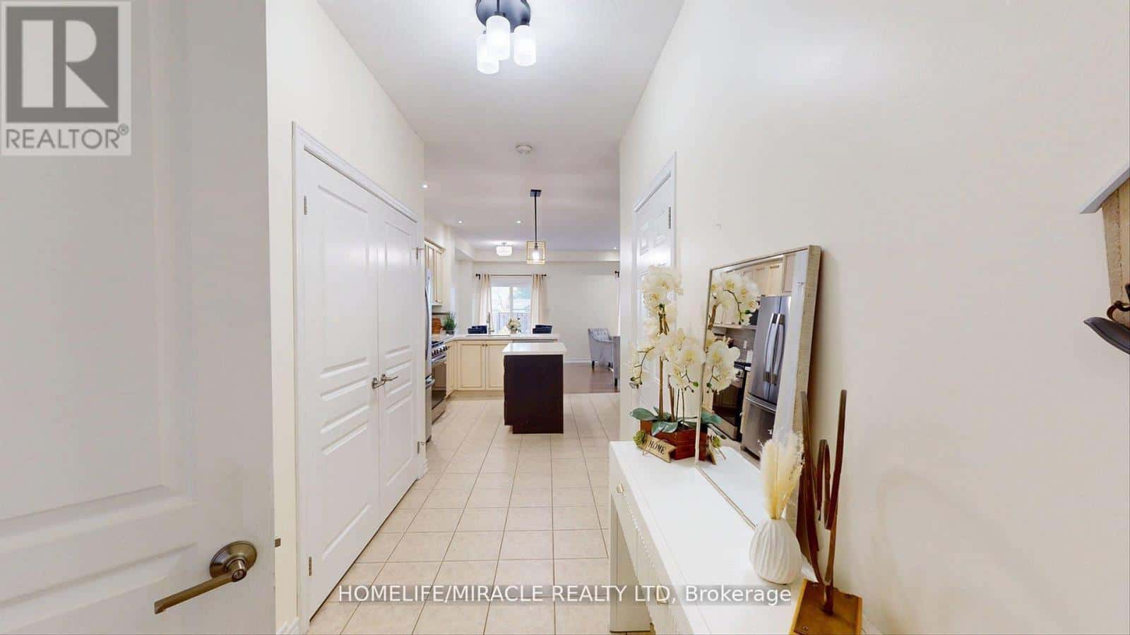 43 - 515 WINSTON ROAD — Grimsby (Grimsby Beach), Ontario - Photo 4 of 39