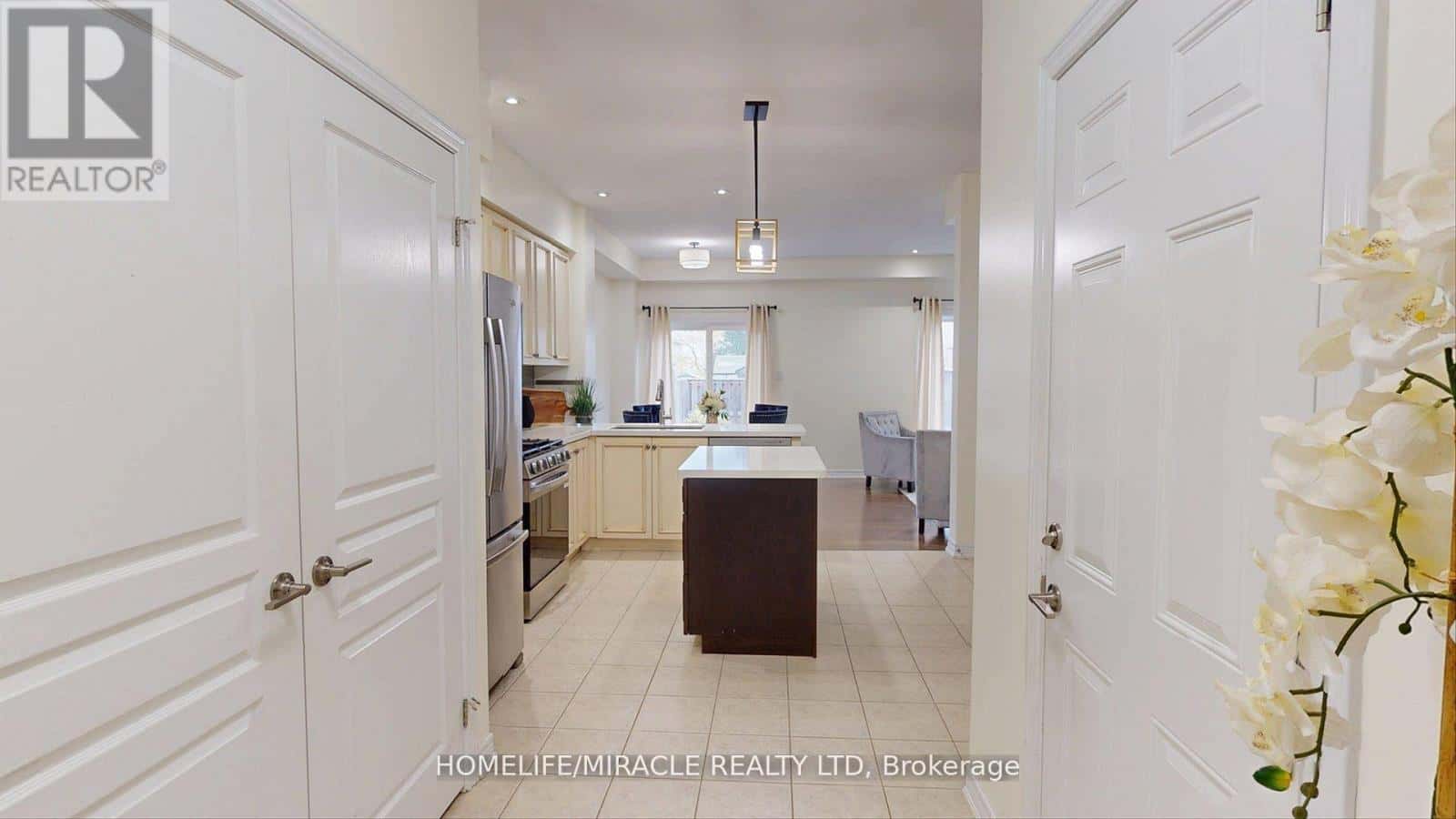 43 - 515 WINSTON ROAD — Grimsby (Grimsby Beach), Ontario - Photo 5 of 39