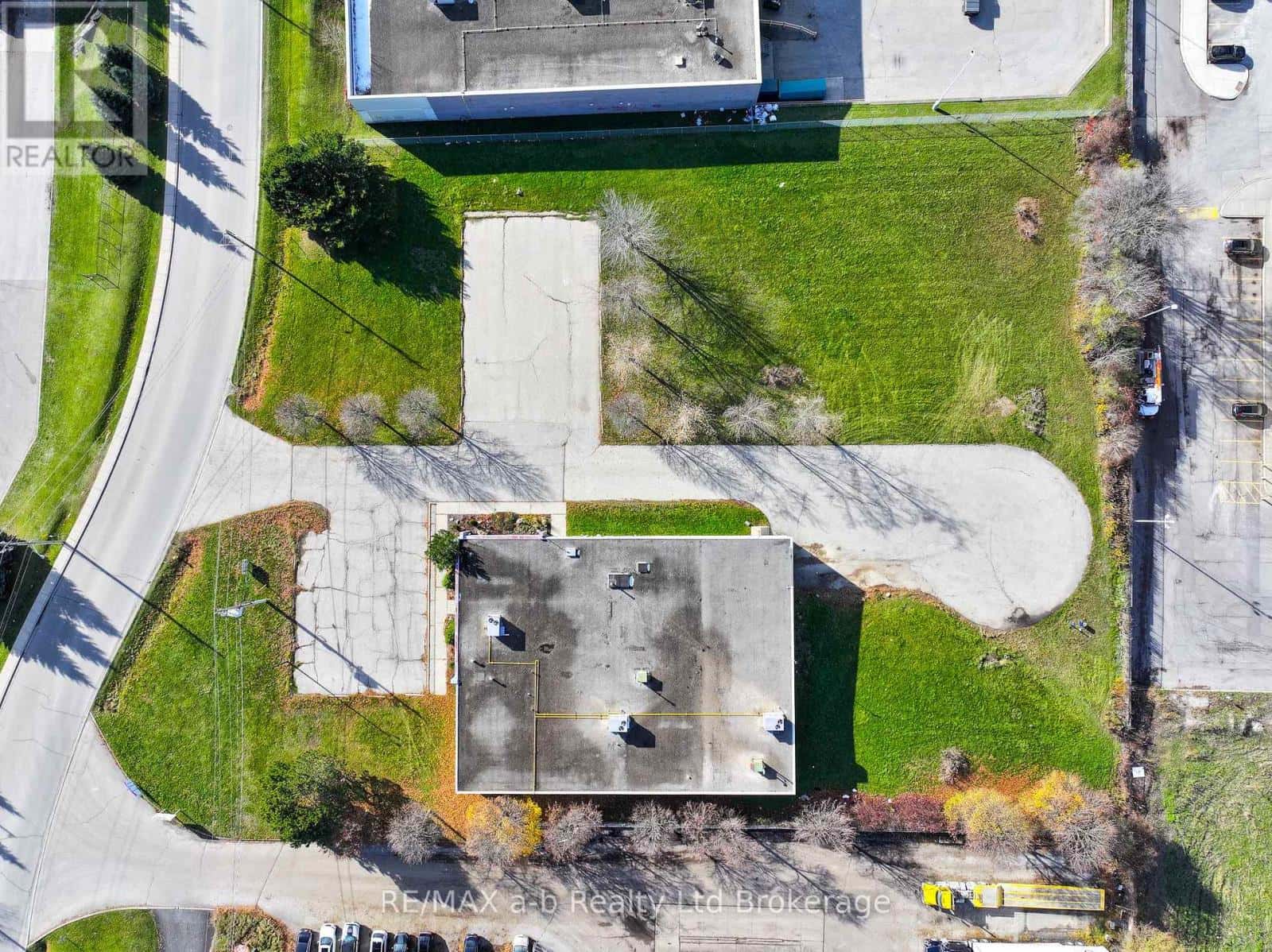 59 MONTCLAIR DRIVE — Woodstock (Woodstock - South), Ontario - Photo 3 of 13