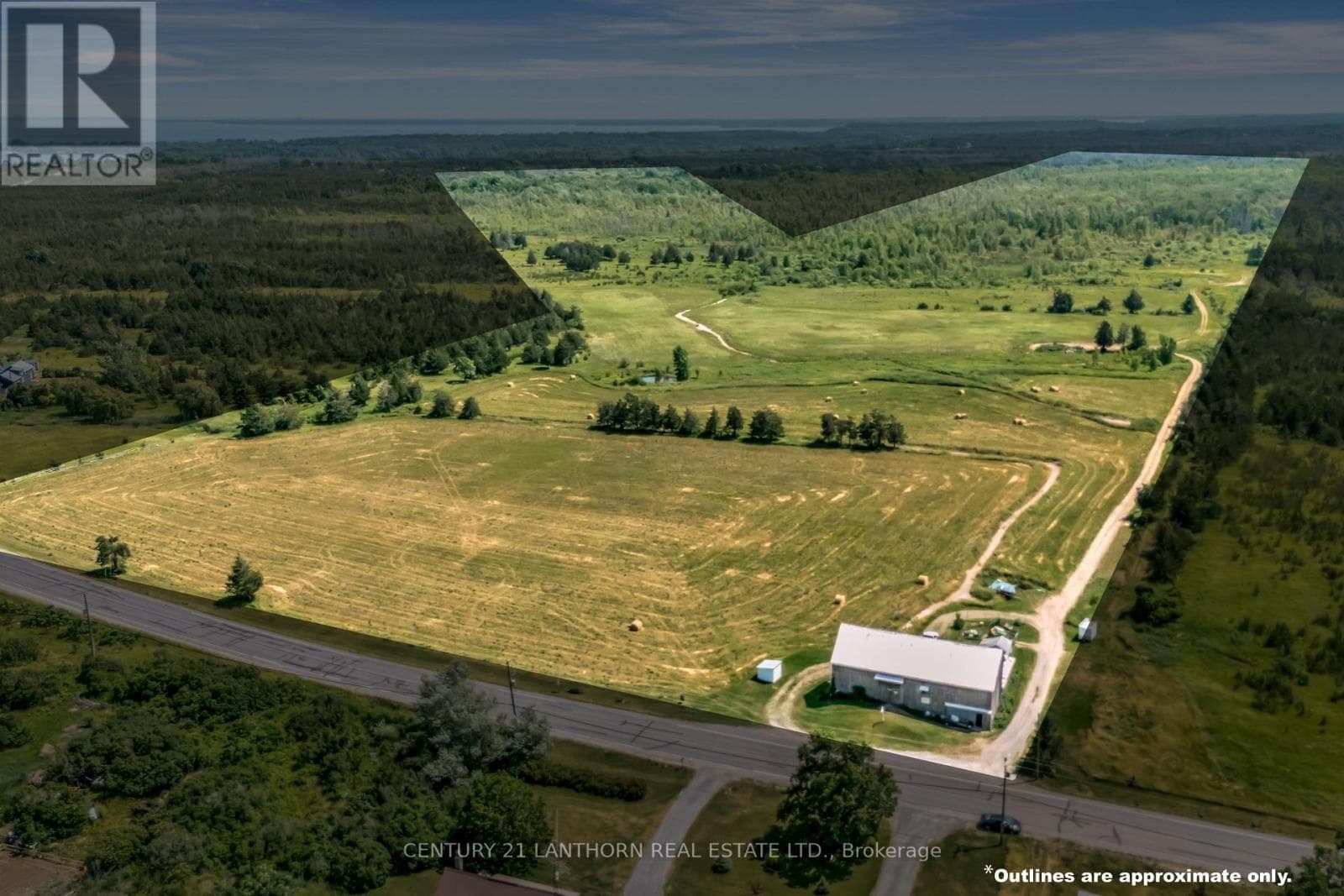 1678 COUNTY ROAD 8 — Prince Edward County (North Marysburg Ward), Ontario - Main photo