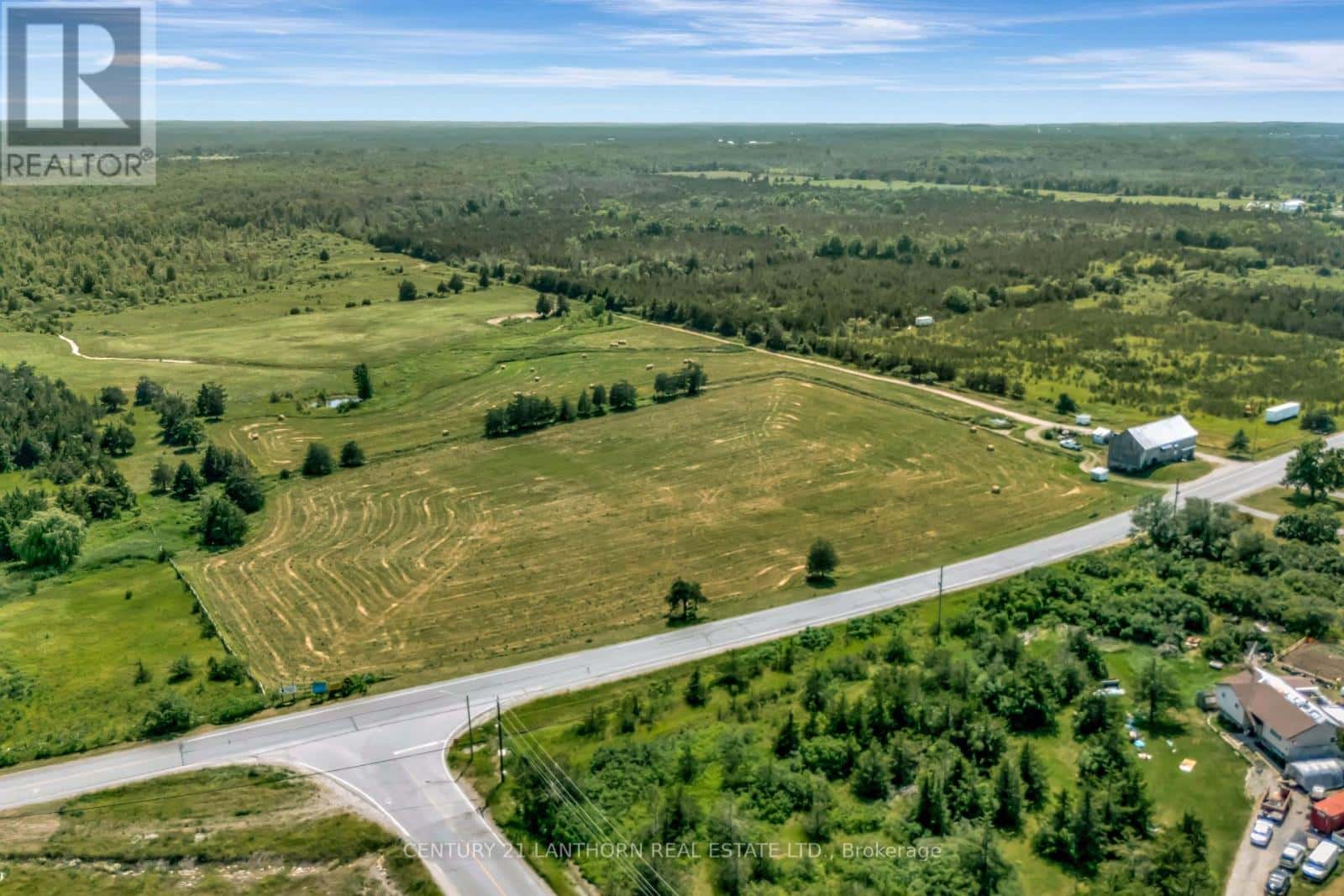 1678 COUNTY ROAD 8 — Prince Edward County (North Marysburg Ward), Ontario - Photo 3 of 28