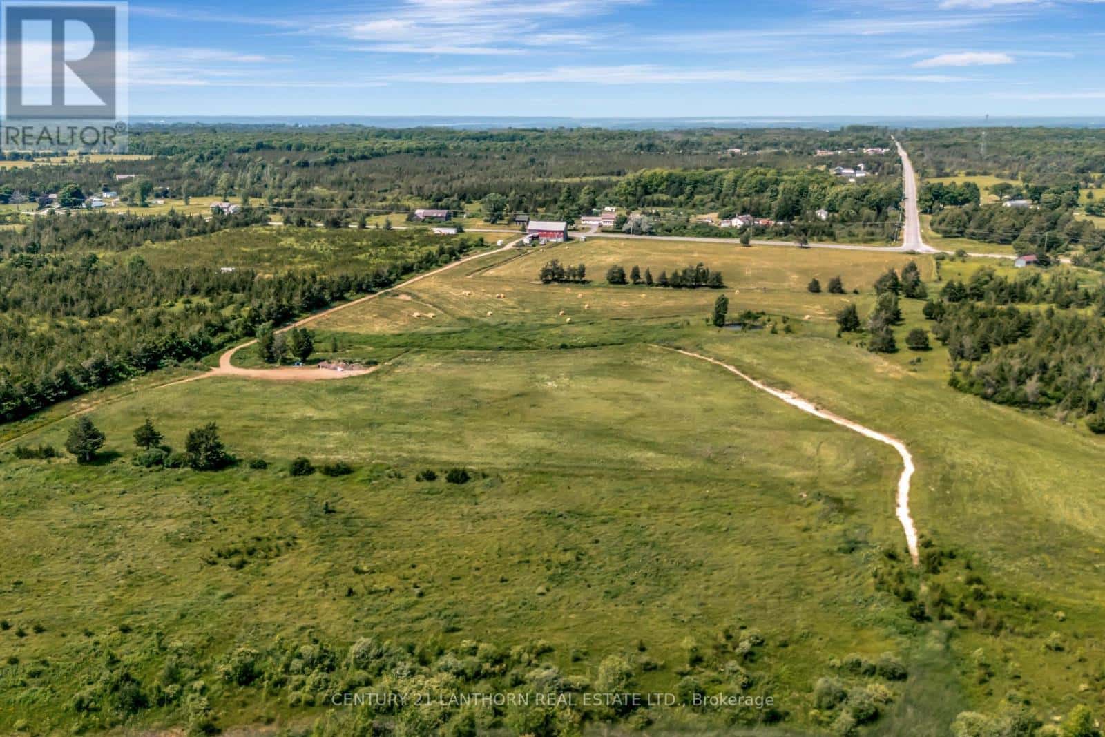 1678 COUNTY ROAD 8 — Prince Edward County (North Marysburg Ward), Ontario - Photo 5 of 28