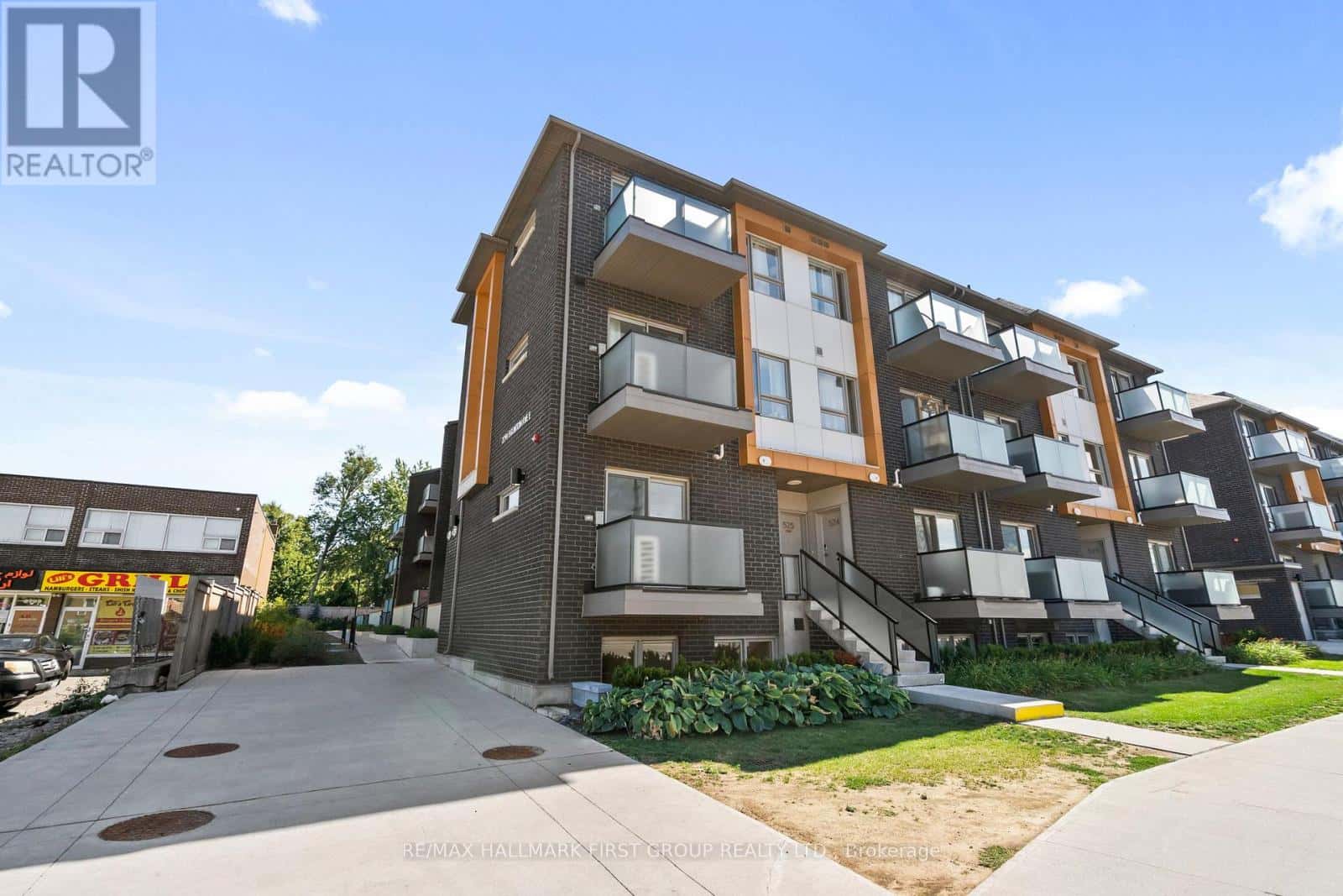 2791 Eglinton Avenue East 522