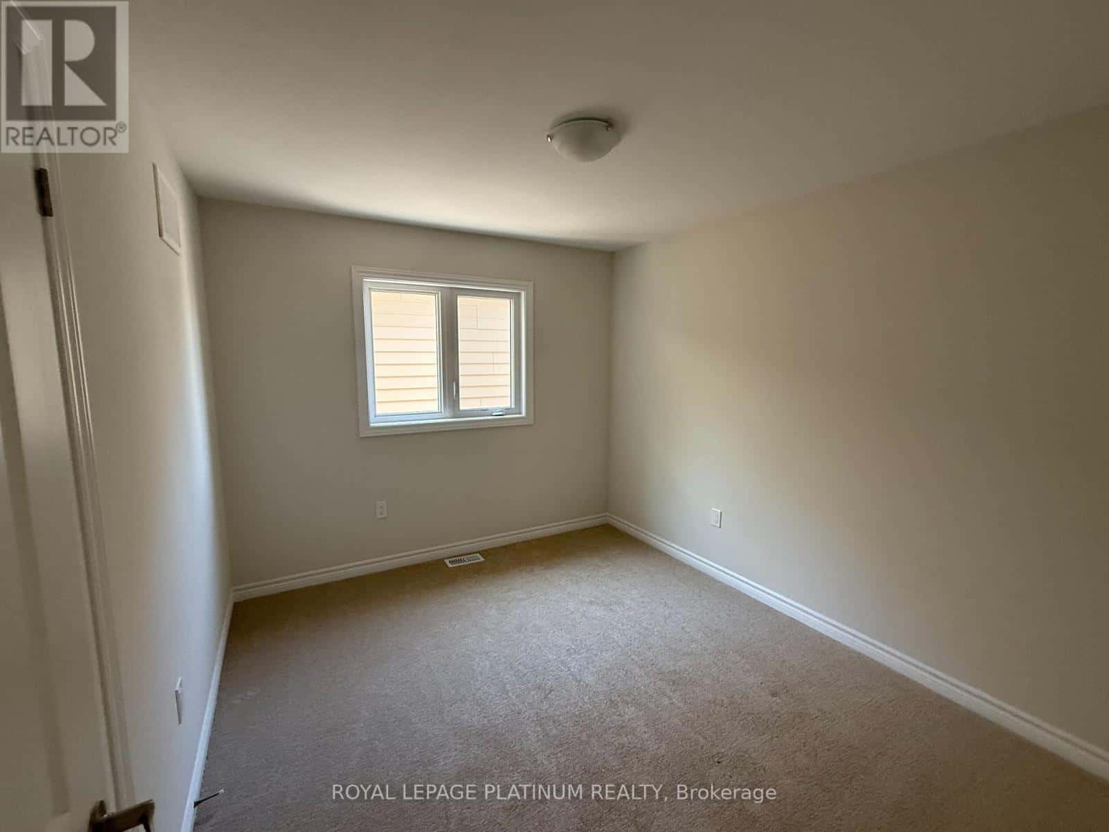 155 MCEACHERN LANE — Gravenhurst (Muskoka (S)), Ontario - Photo 5 of 21