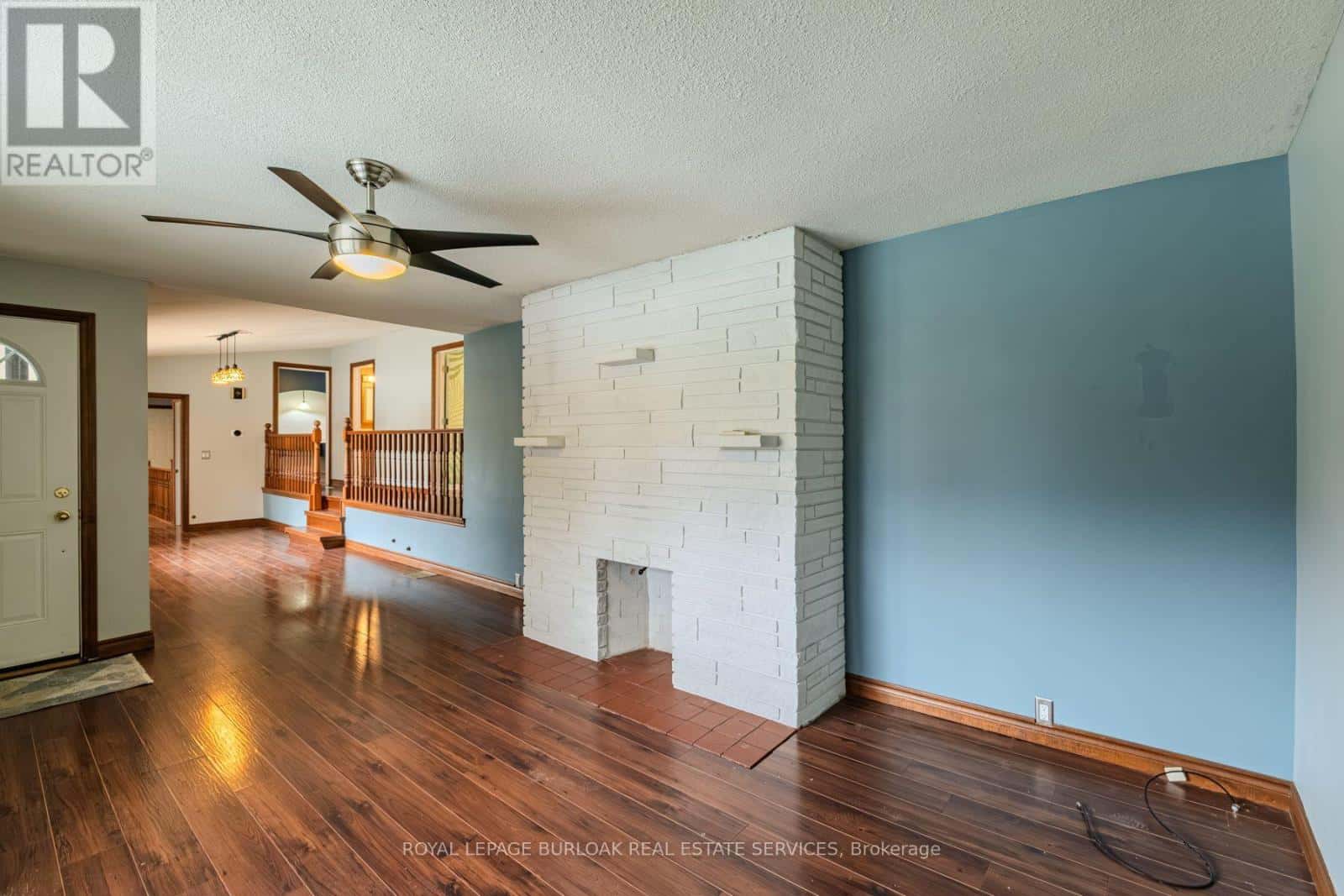 56 ELEVENTH CONCESSION ROAD — Brant (Burford), Ontario - Photo 4 of 41