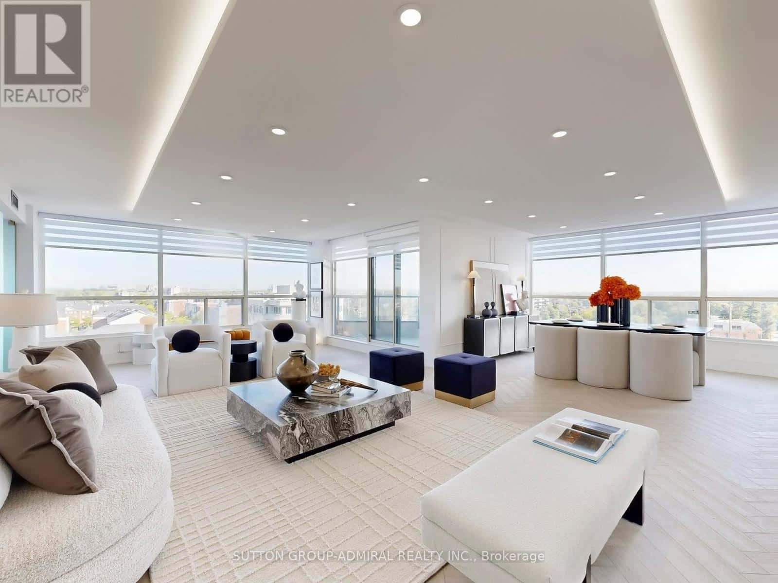 1 Clark Avenue West 704