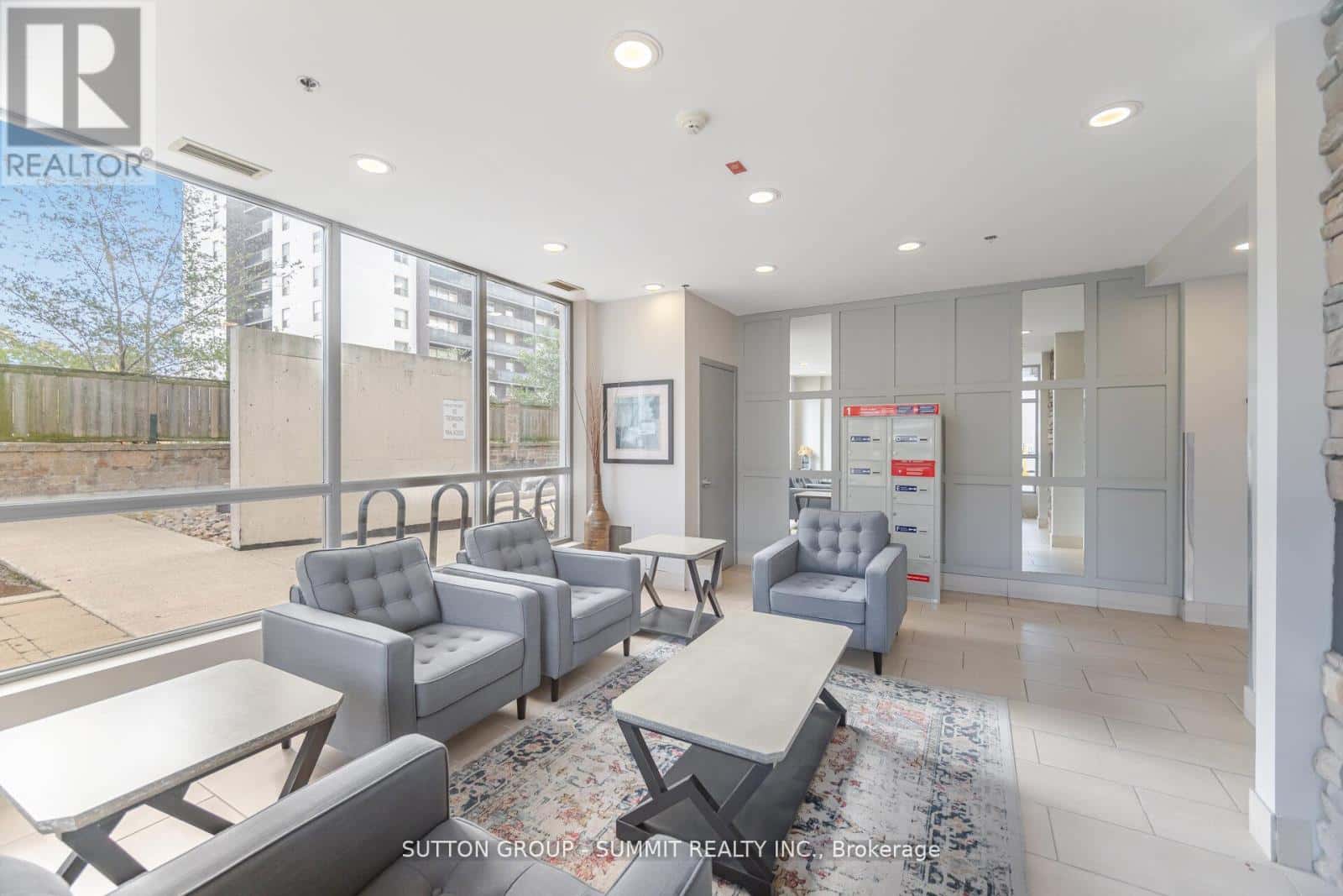 401 - 2464 WESTON ROAD — Toronto (Weston), Ontario - Photo 5 of 35