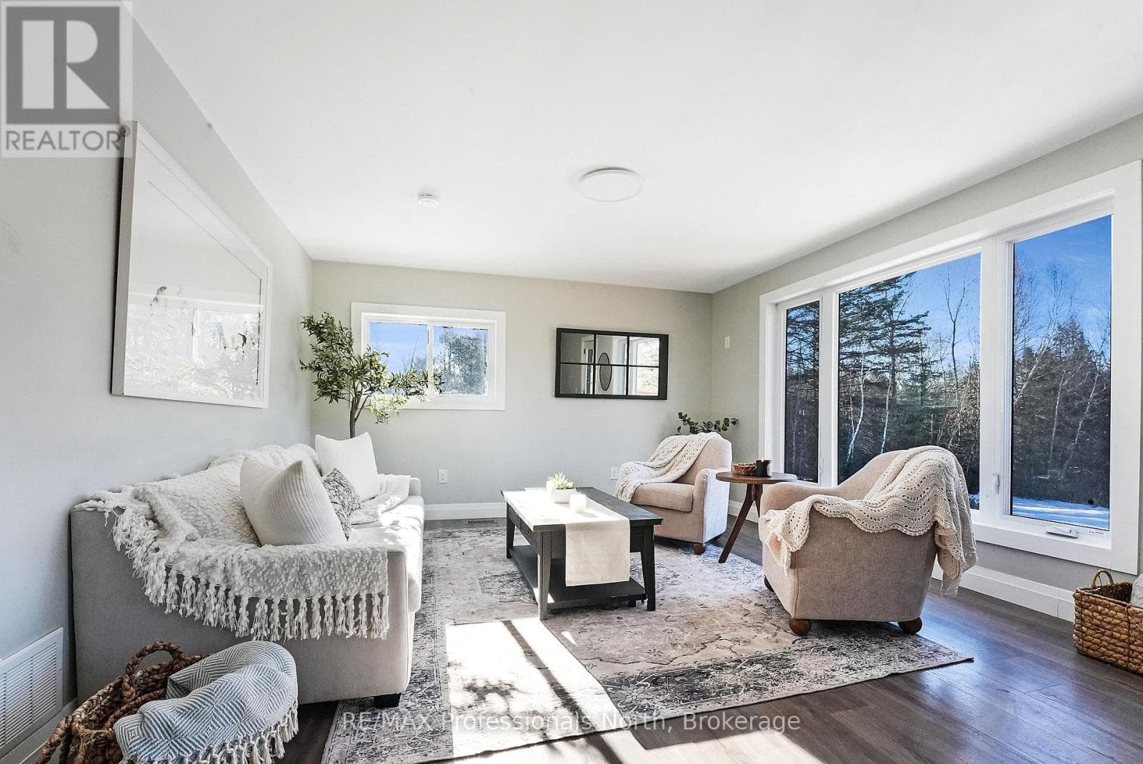 1130 SAUNDERS ROAD — Highlands East (Monmouth), Ontario - Main photo