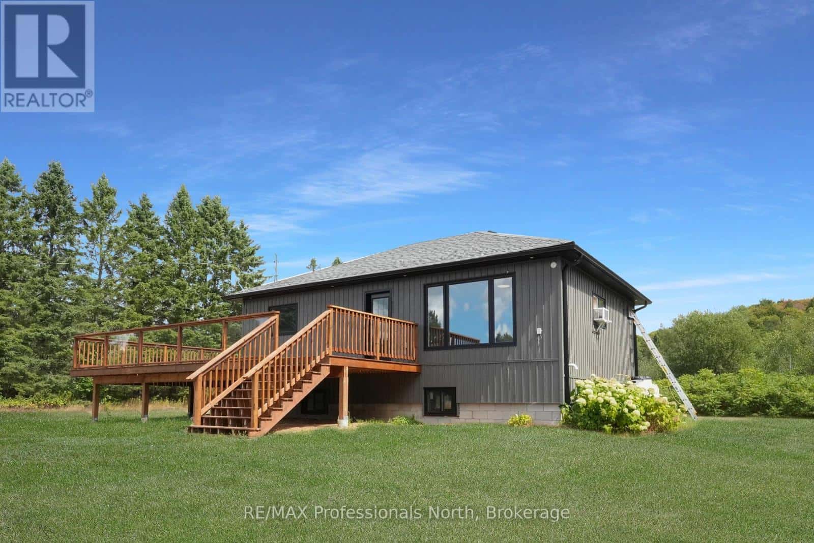 1130 SAUNDERS ROAD — Highlands East (Monmouth), Ontario - Photo 2 of 30