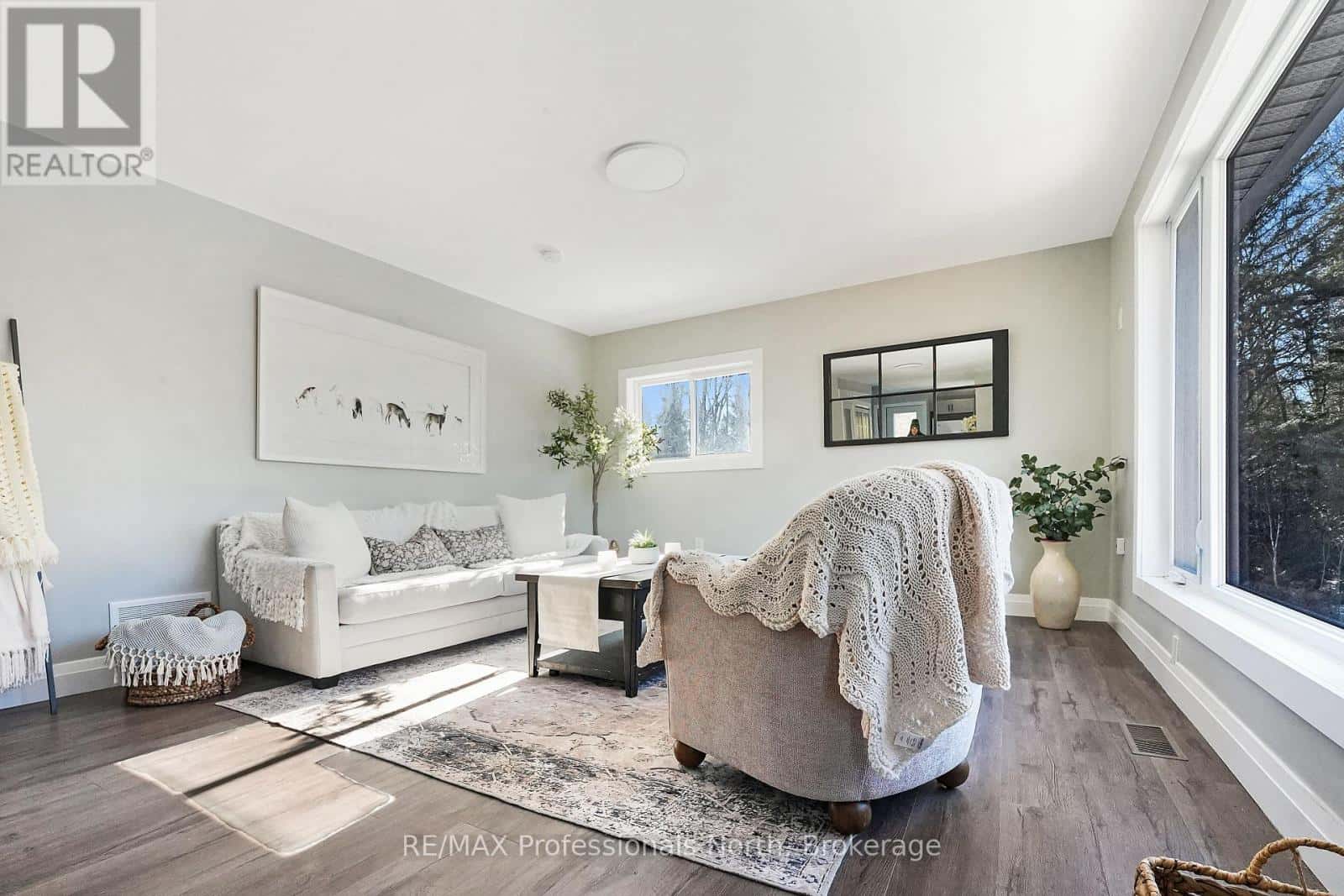 1130 SAUNDERS ROAD — Highlands East (Monmouth), Ontario - Photo 3 of 30