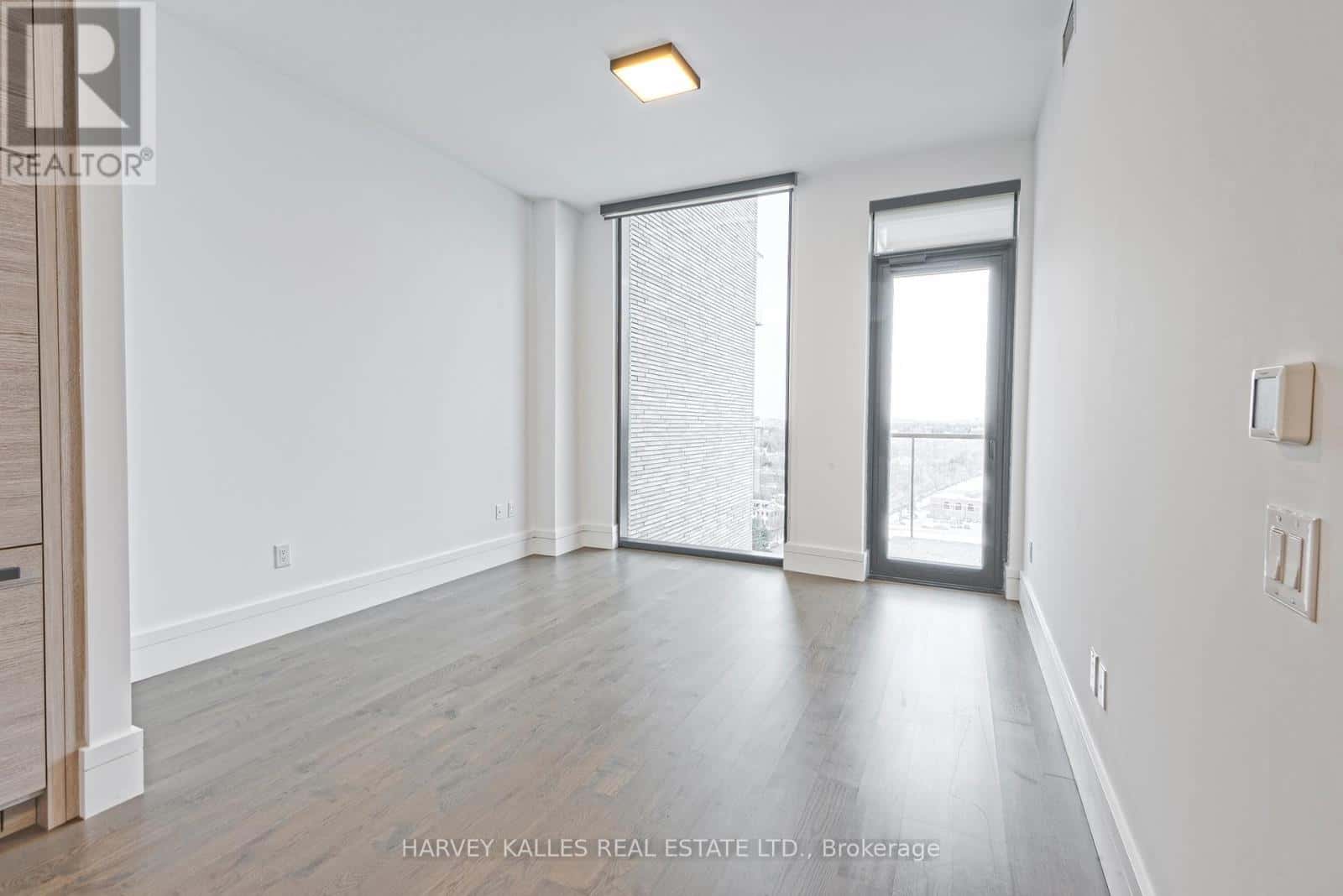 1703 - 215 LONSDALE ROAD — Toronto (Forest Hill South), Ontario - Photo 4 of 12