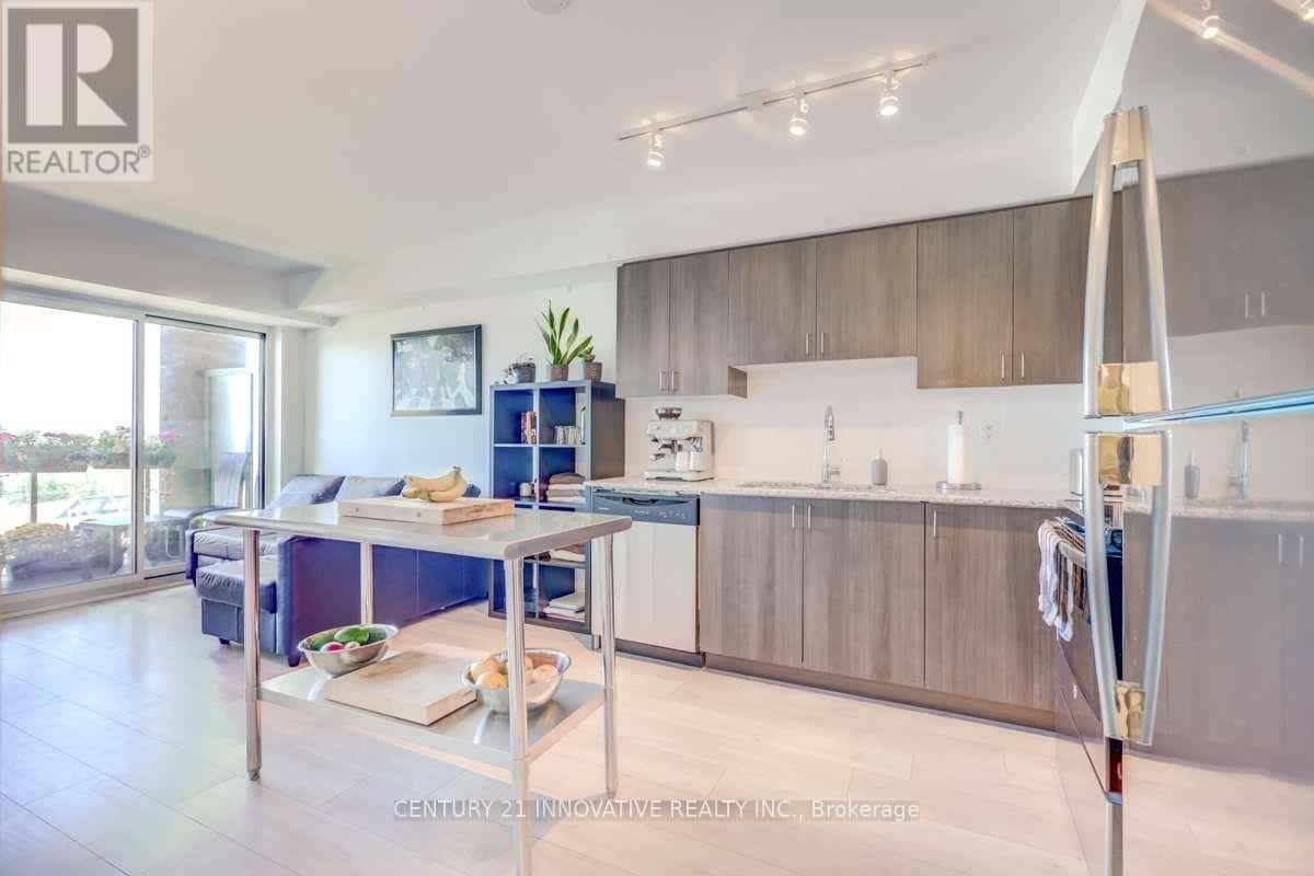 610 - 1215 BAYLY STREET — Pickering (Bay Ridges), Ontario - Photo 5 of 20