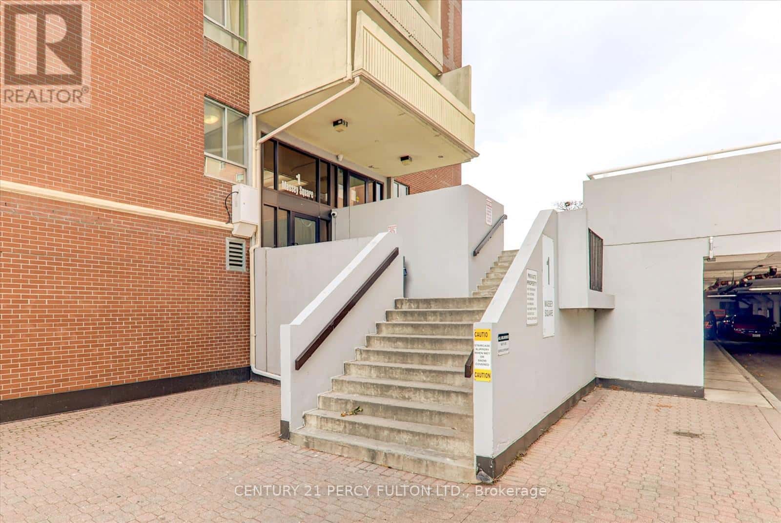 605 - 1 MASSEY SQUARE — Toronto (Crescent Town), Ontario - Photo 4 of 33