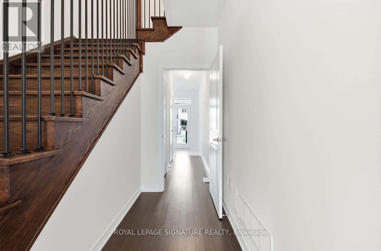 2023 HORACE DUNCAN CRESCENT — Oshawa (Kedron), Ontario - Photo 5 of 41