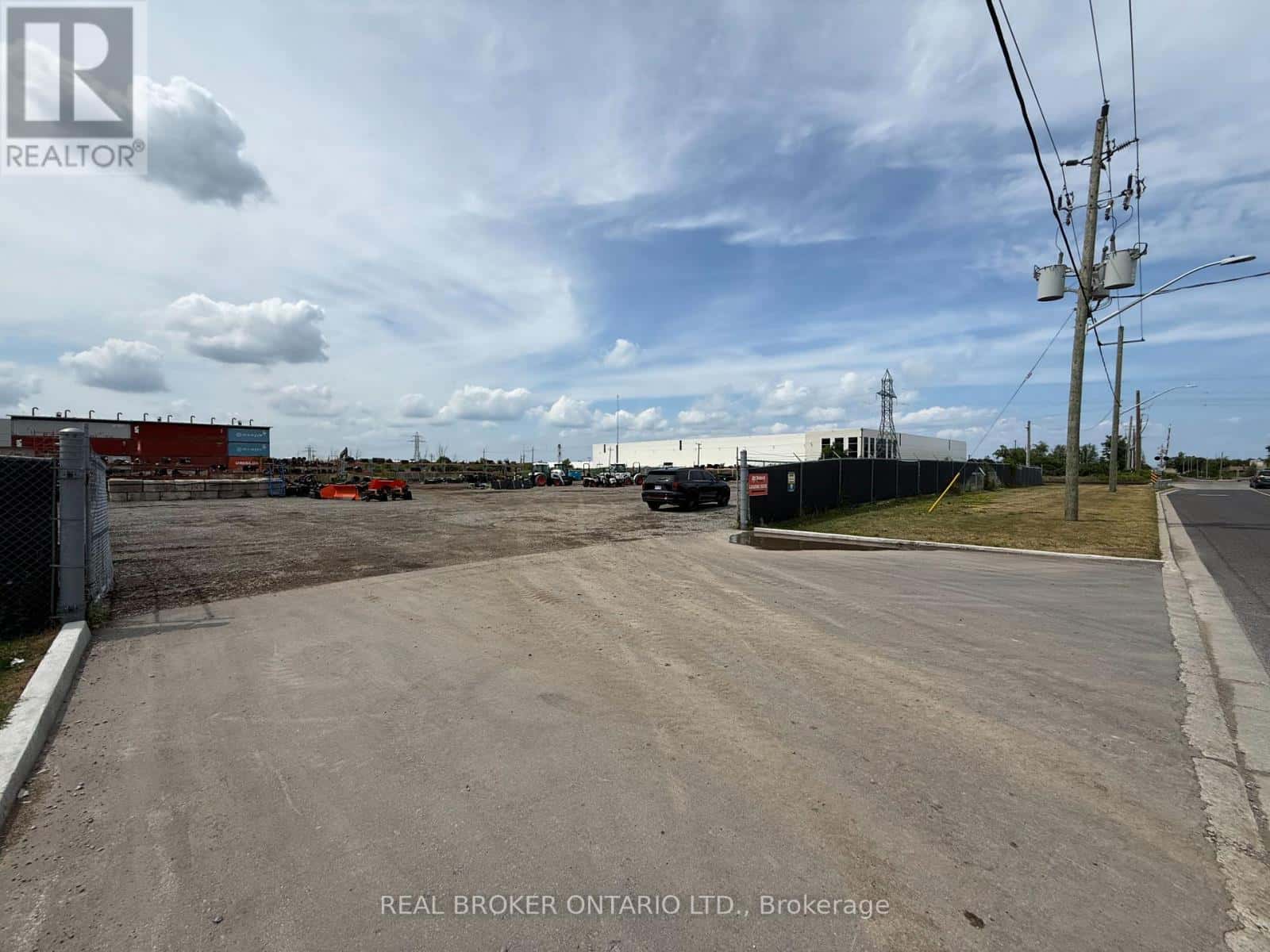 1C - 375 MCNEILLY ROAD — Hamilton (Stoney Creek Industrial), Ontario - Photo 2 of 5