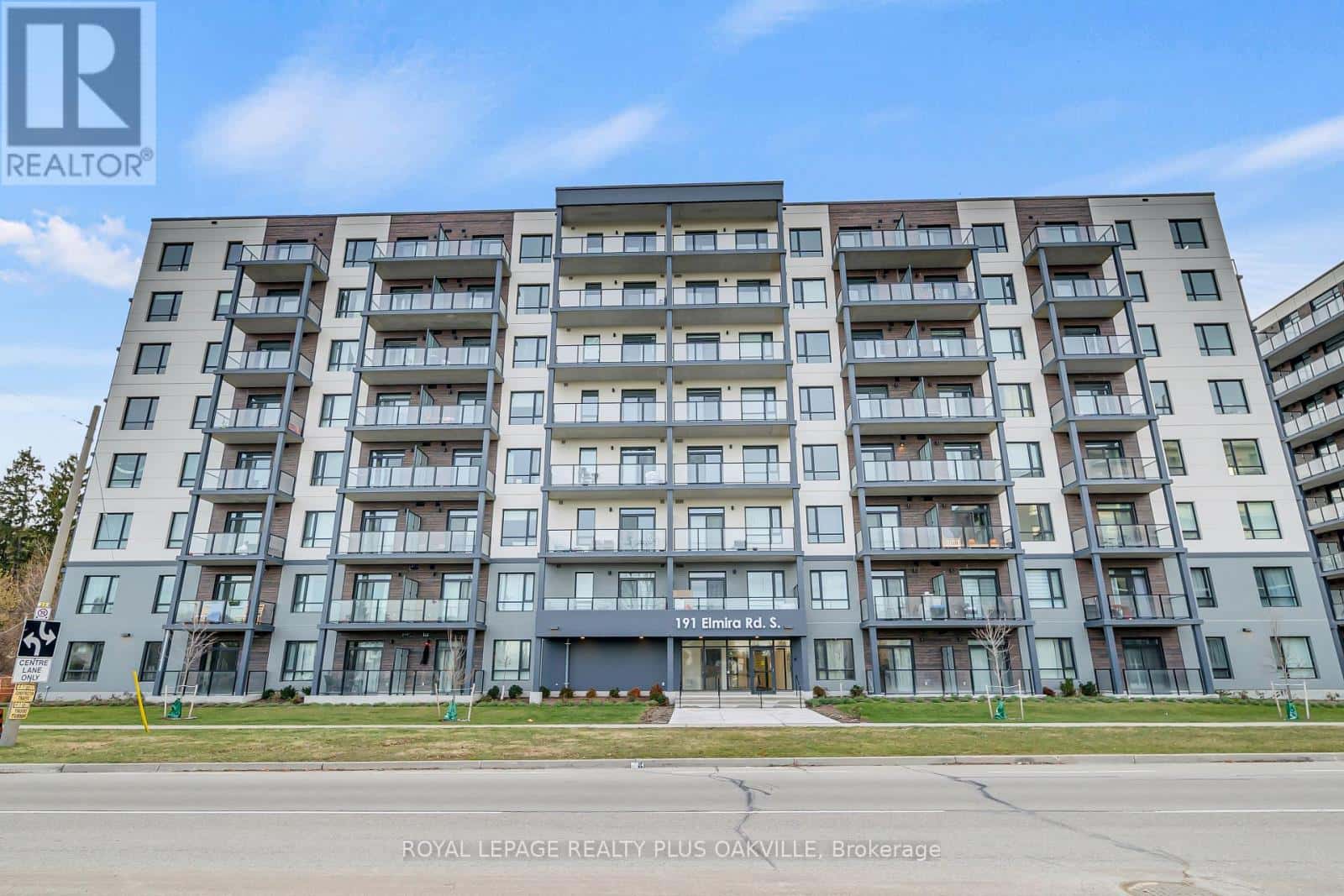 PH809 - 191 ELMIRA ROAD S — Guelph (Willow West/Sugarbush/West Acres), Ontario - Photo 2 of 23