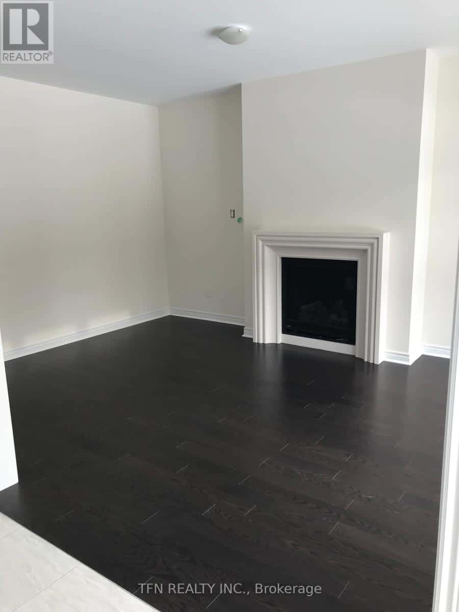 UPPER - 14 PEONY STREET — Brampton (Sandringham-Wellington North), Ontario - Photo 5 of 19