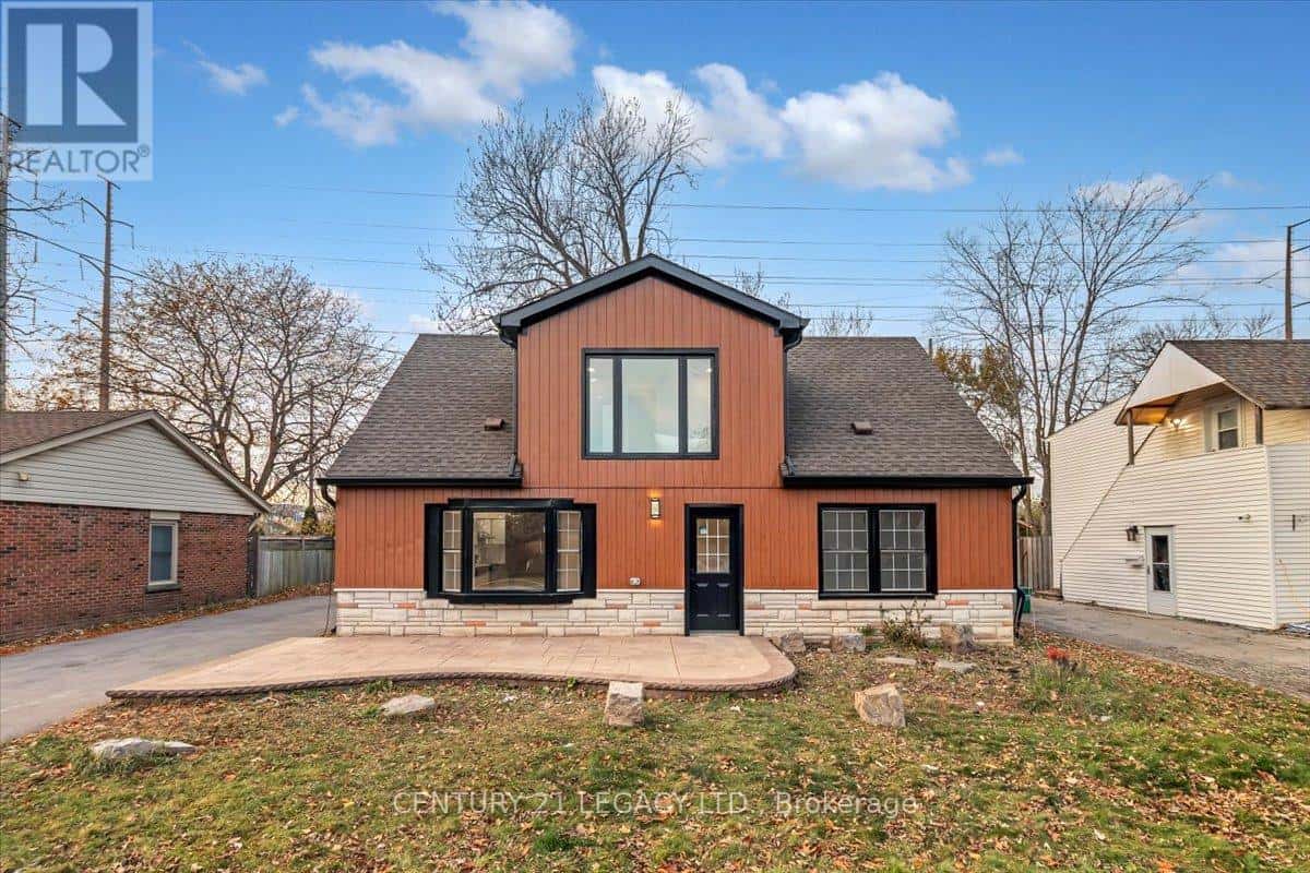 2027 CHURCHILL AVENUE — Burlington (Freeman), Ontario - Photo 2 of 32